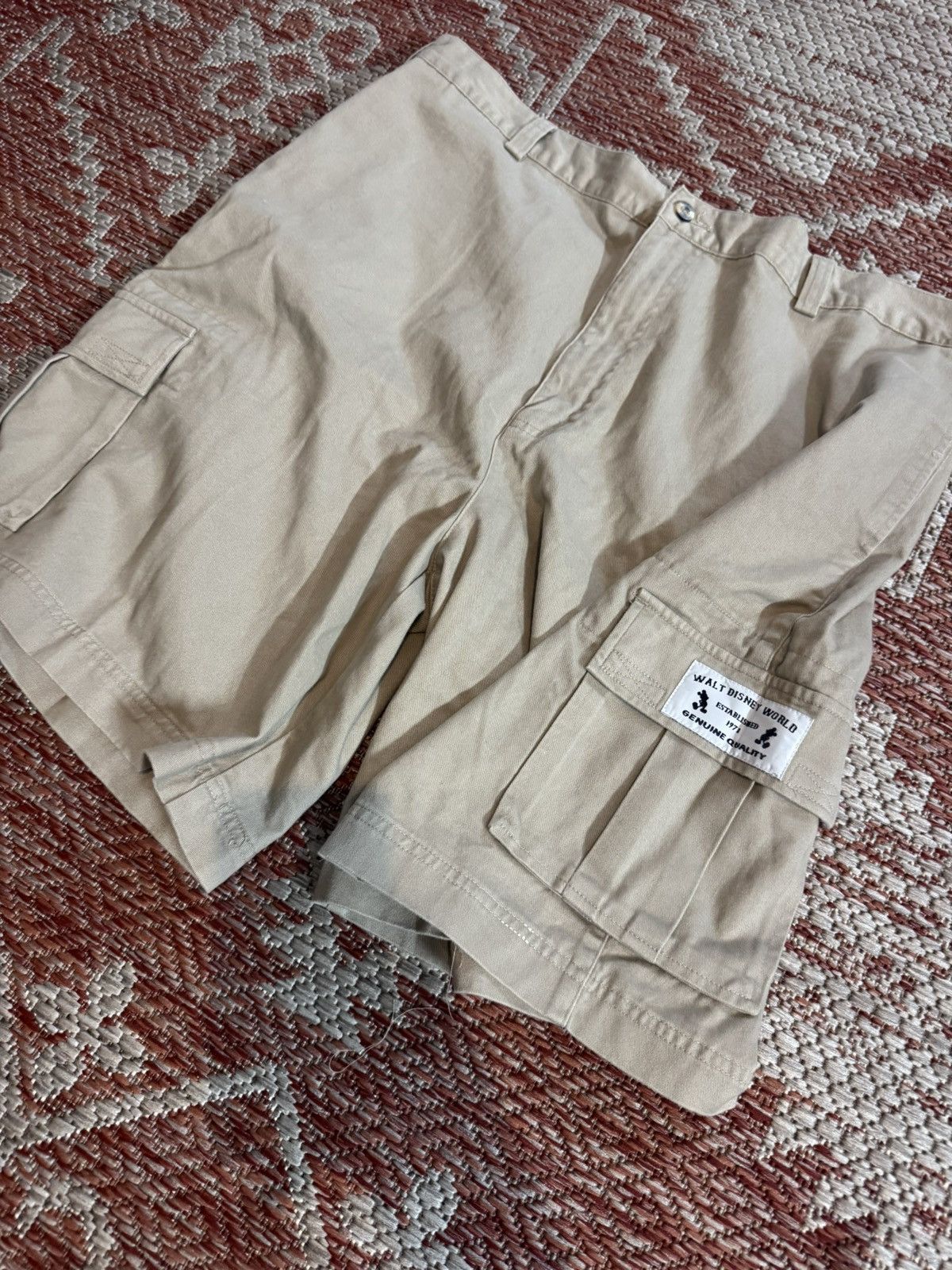 Disney Walt Disney World Cargo Shorts Skate Sz 38 Tan Size US 38 / EU 54 - 1 Thumbnail
