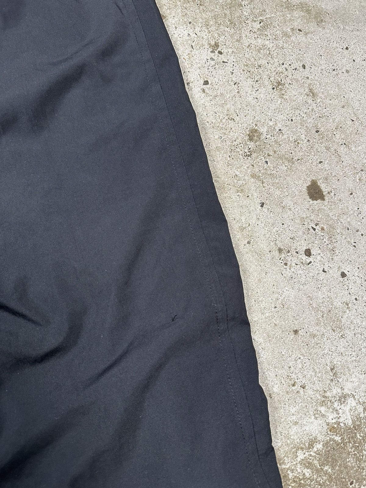 Nike Vintage Y2K Nike Baggy Black Track Pants Swoosh rare Size US 32 / EU 48 - 4 Thumbnail