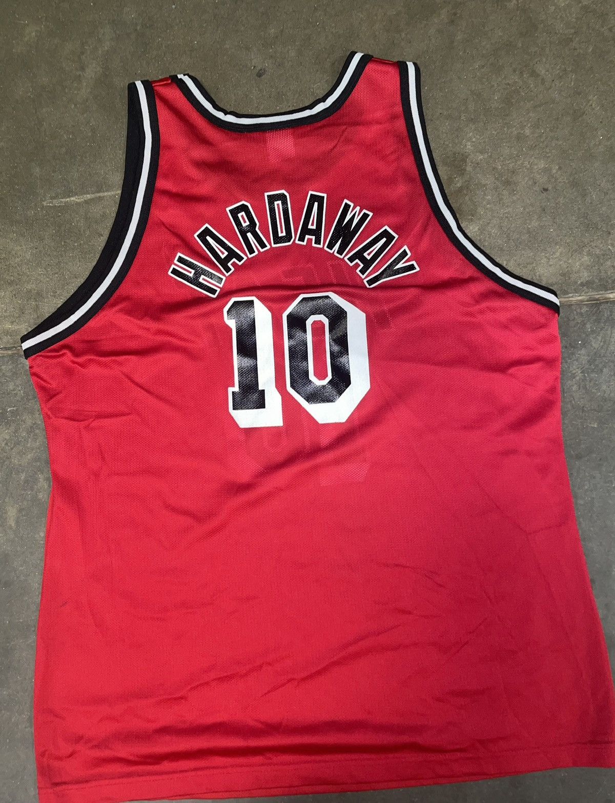 Champion MIAMI HEAT TIM HARDAWAY VINTAGE CHAMPION NBA JERSEY Size US M / EU 48-50 / 2 - 1 Thumbnail