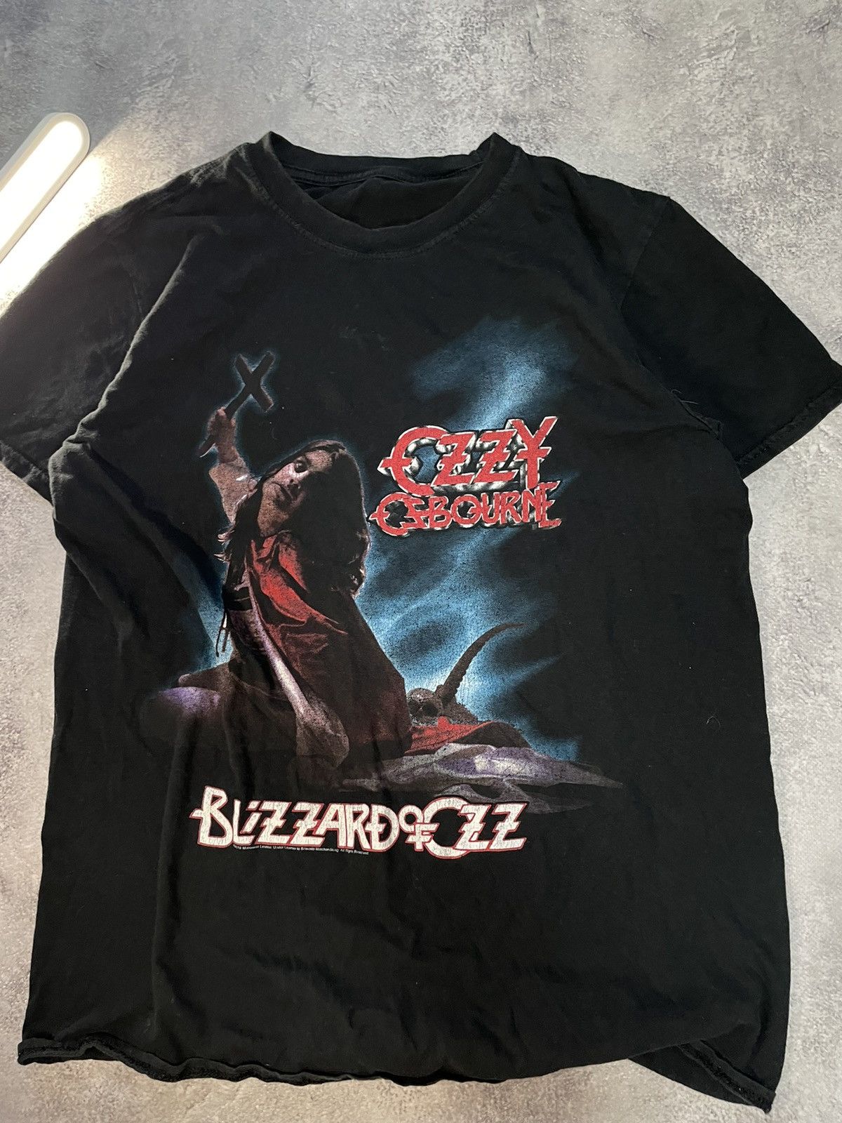 Band Tees Vintage 2YK Ozzy Osbourne Blizzard of OZ Very Rare Size US M / EU 48-50 / 2 - 2 Thumbnail