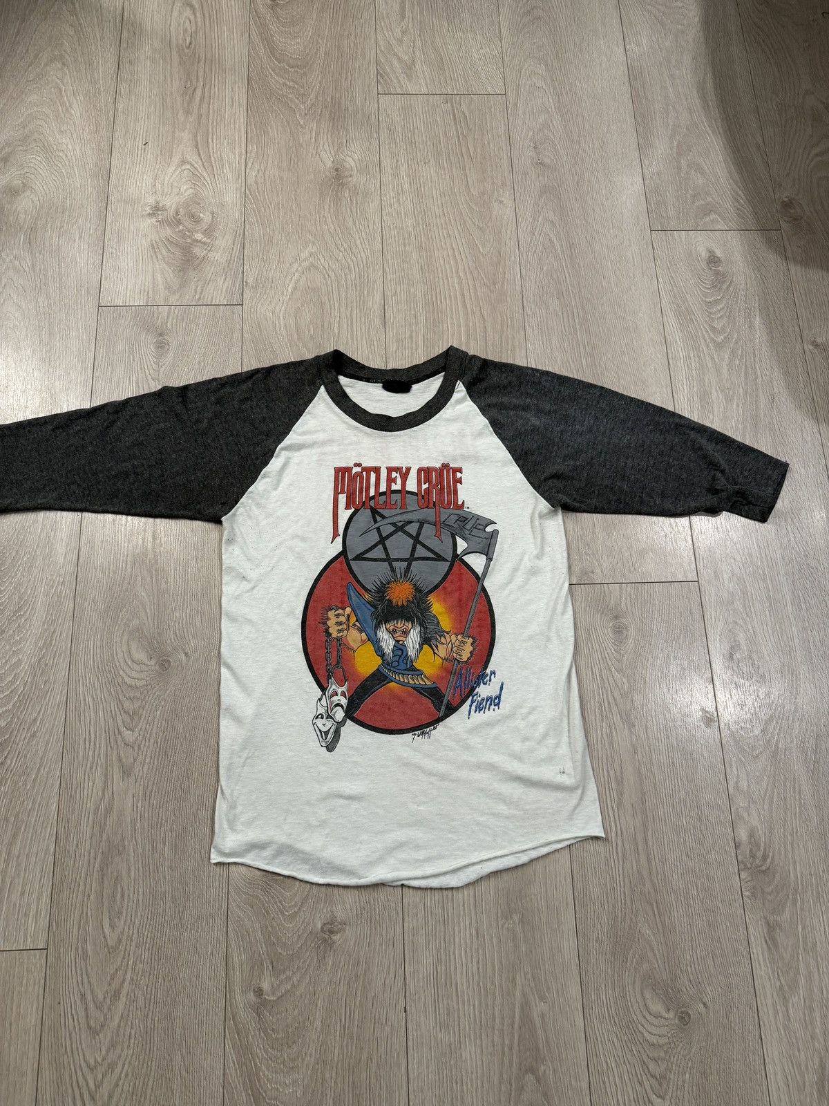 Band Tees Vintage Motley Crue Theatre Of Pain T Shirt 1985 80s METAL Size US L / EU 52-54 / 3 - 2 Thumbnail