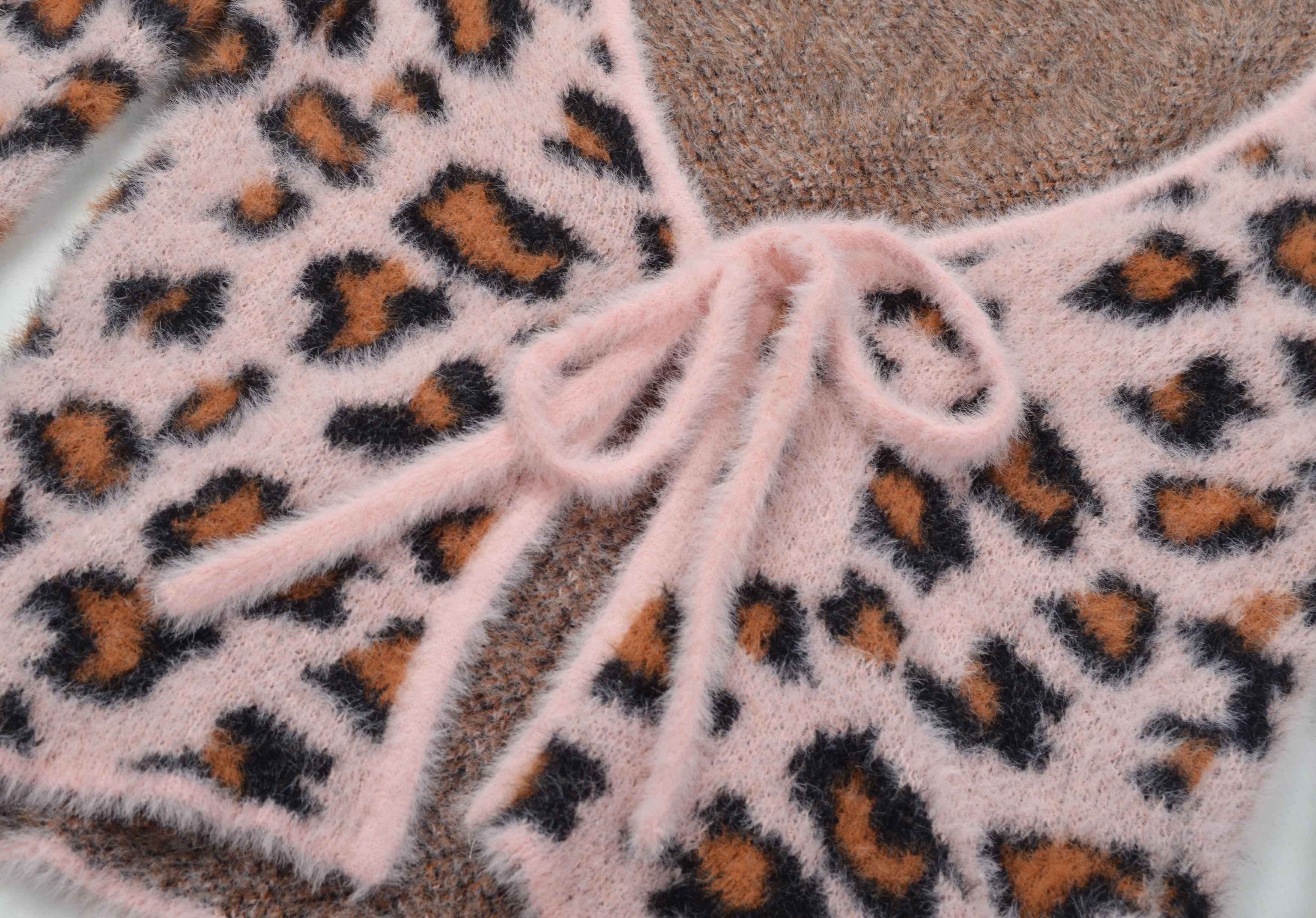 Urban Outfitters Urban Outfitters Y2K Fluffy Soft Leopard Top Cardigan Size XS / US 0-2 / IT 36-38 - 6 Thumbnail