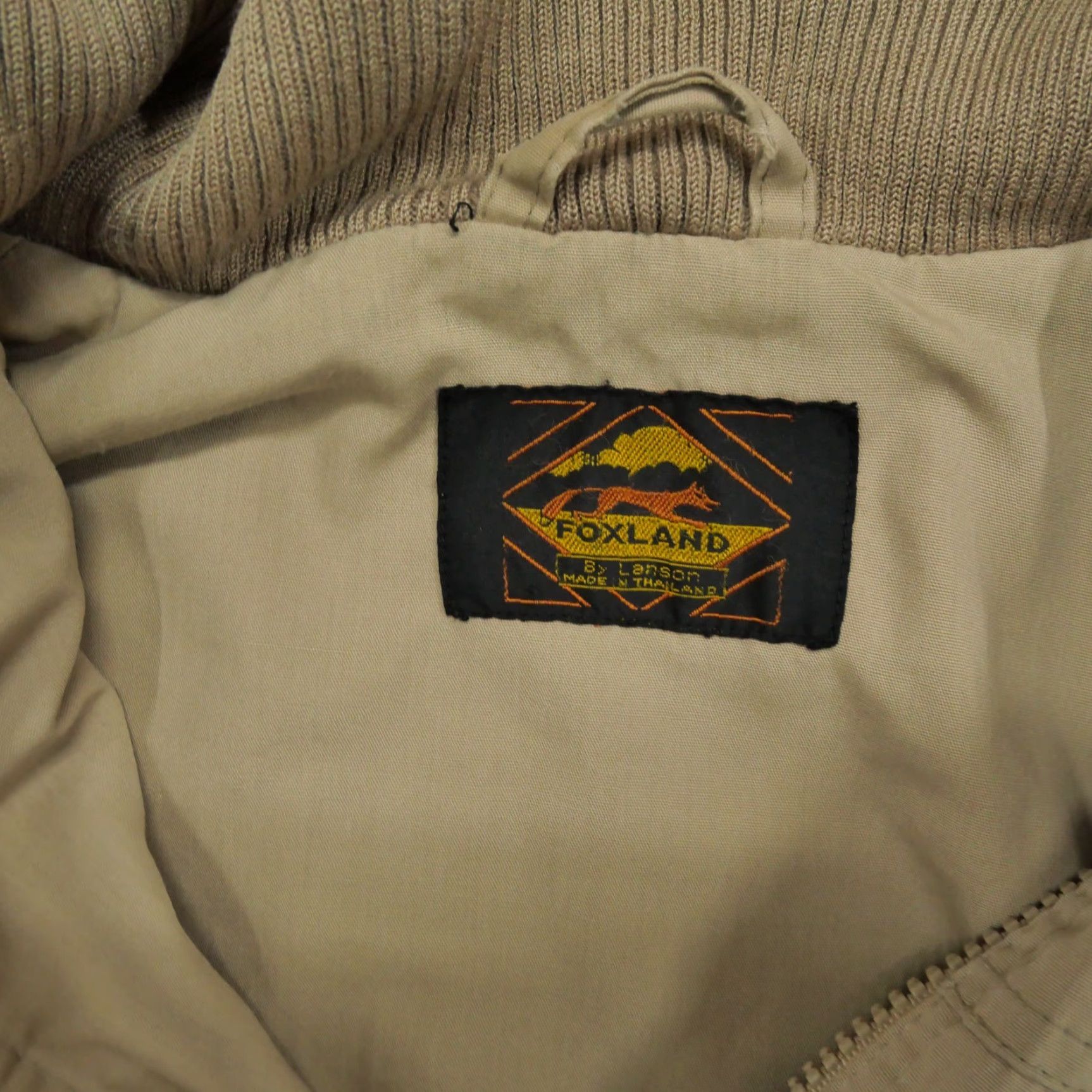 Vintage VINTAGE Foxland Jacket Womens 9 10 Tan Brown Hooded Outdoors 80s Size L / US 10 / IT 46 - 5 Thumbnail