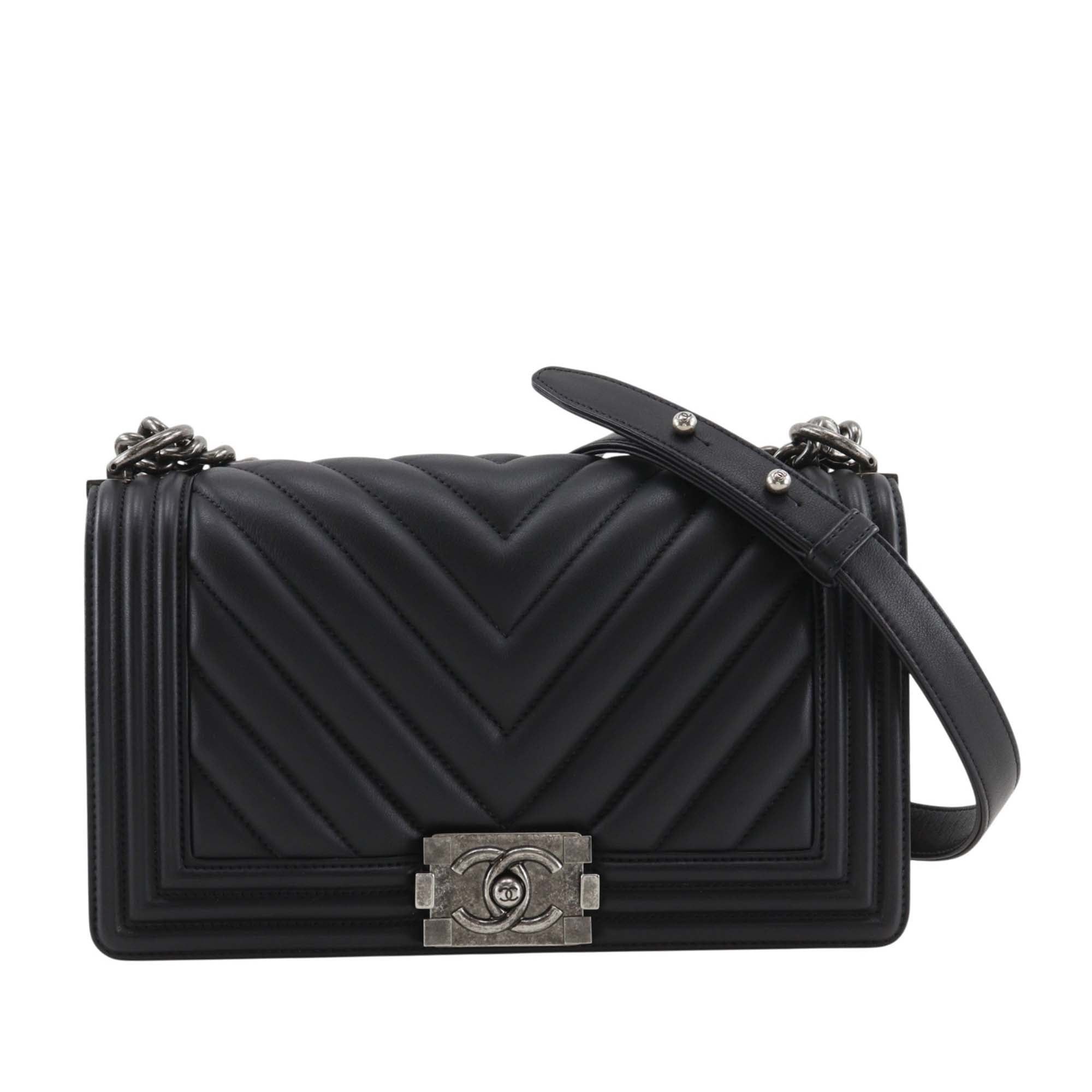 Chanel Old Medium Chevron Calfskin Boy Flap Size ONE SIZE - 1 Thumbnail