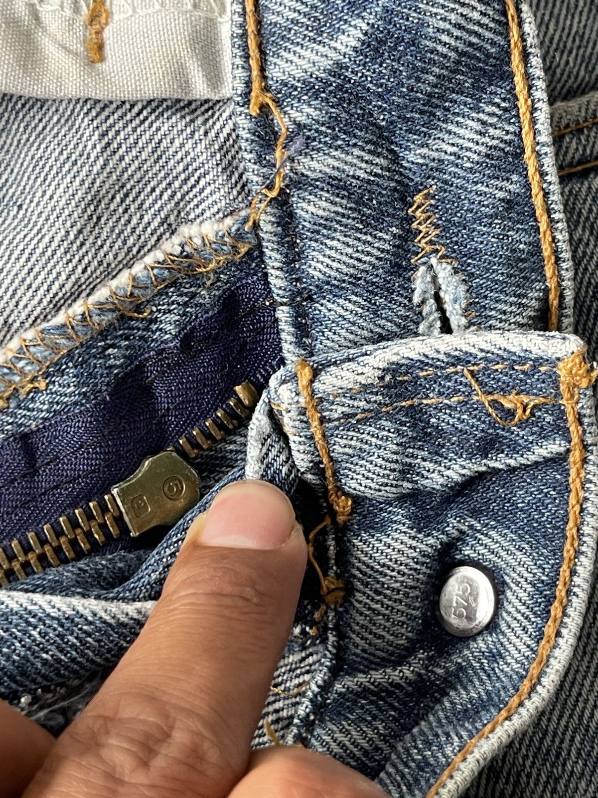 Levi's × Levi's Made & Crafted × Levi's Vintage Clothing Vintage Distressed Levis 569 e USA Wide Leg Size US 31 - 10 Thumbnail