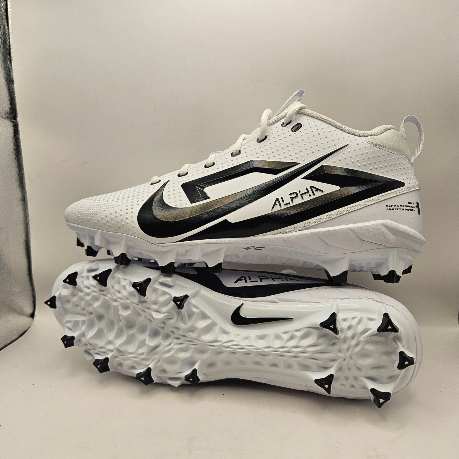 Nike NIKE ALPHA MENACE 4 MEN'S 14 VARSITY AGILITY POWER FOOTBALL Size US 14 / EU 47 - 5 Thumbnail