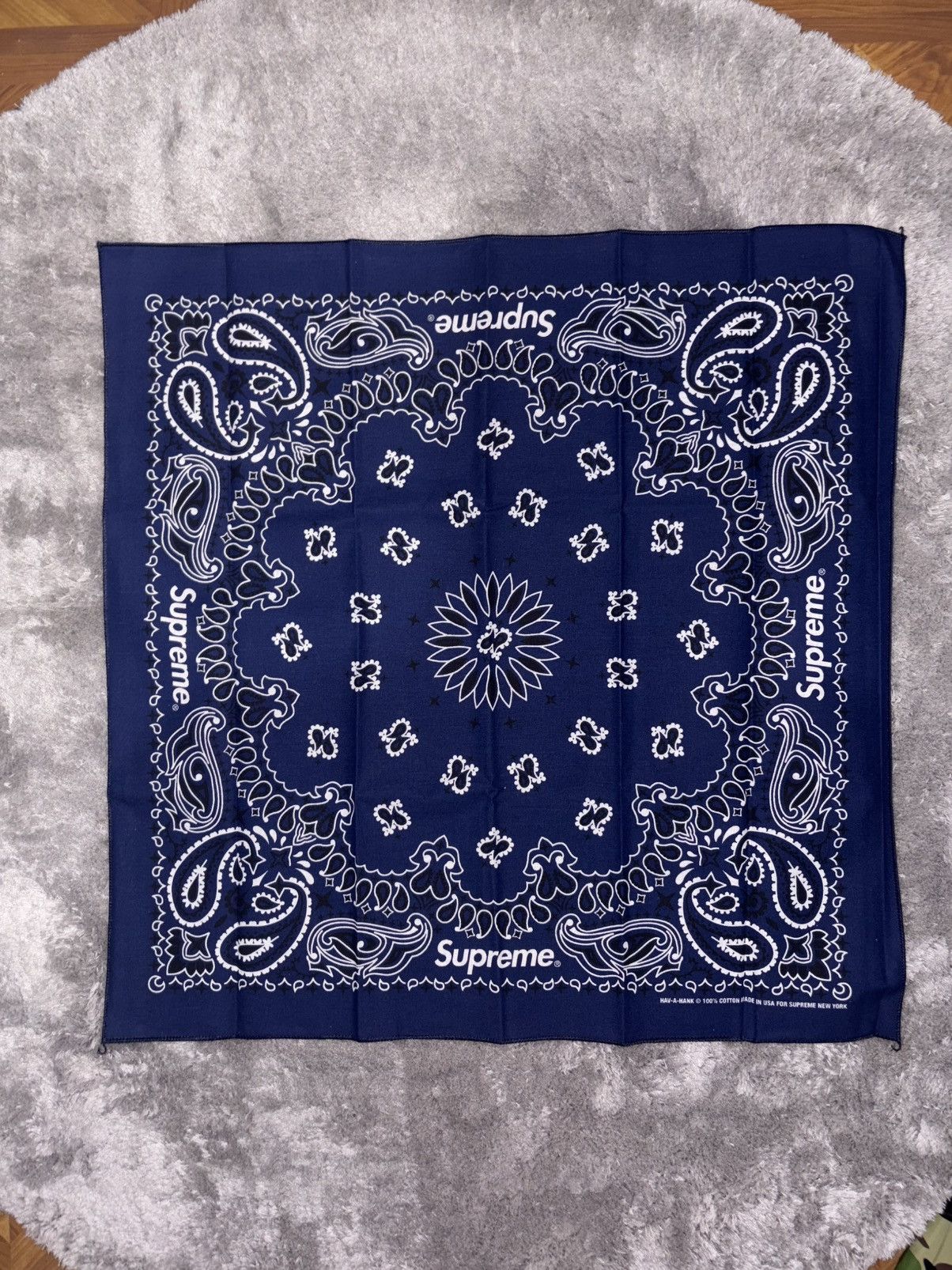 小物 Supreme Hav-A-Hank Bandanas (Pack of 3) Supreme Hav-A-Hank Bandanas (3 Pack) Multicolor - SS24 - US