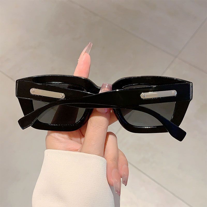 VIBE Hip-hop Street ins style custom avant-garde sunglasses Size ONE SIZE - 4 Thumbnail