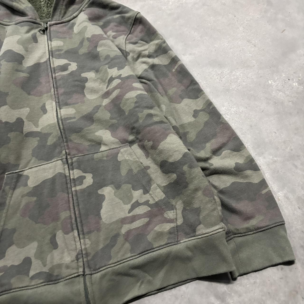 Japanese Brand × Vintage Crazy Vintage Y2K/2000s Grunge Camo Skater Sherpa Lined Zip Up Hoodie! Size L / US 10 / IT 46 - 4 Thumbnail