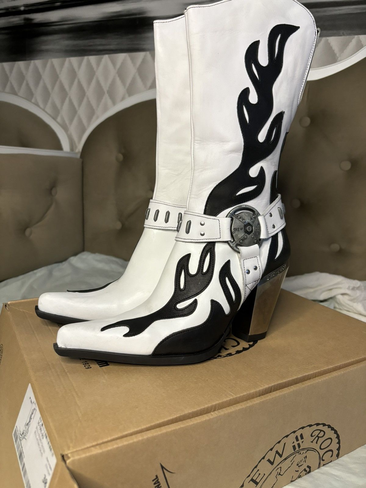 New Rock BOOT BULL M-7901-R3 Size US 8 / IT 38 - 1 Thumbnail