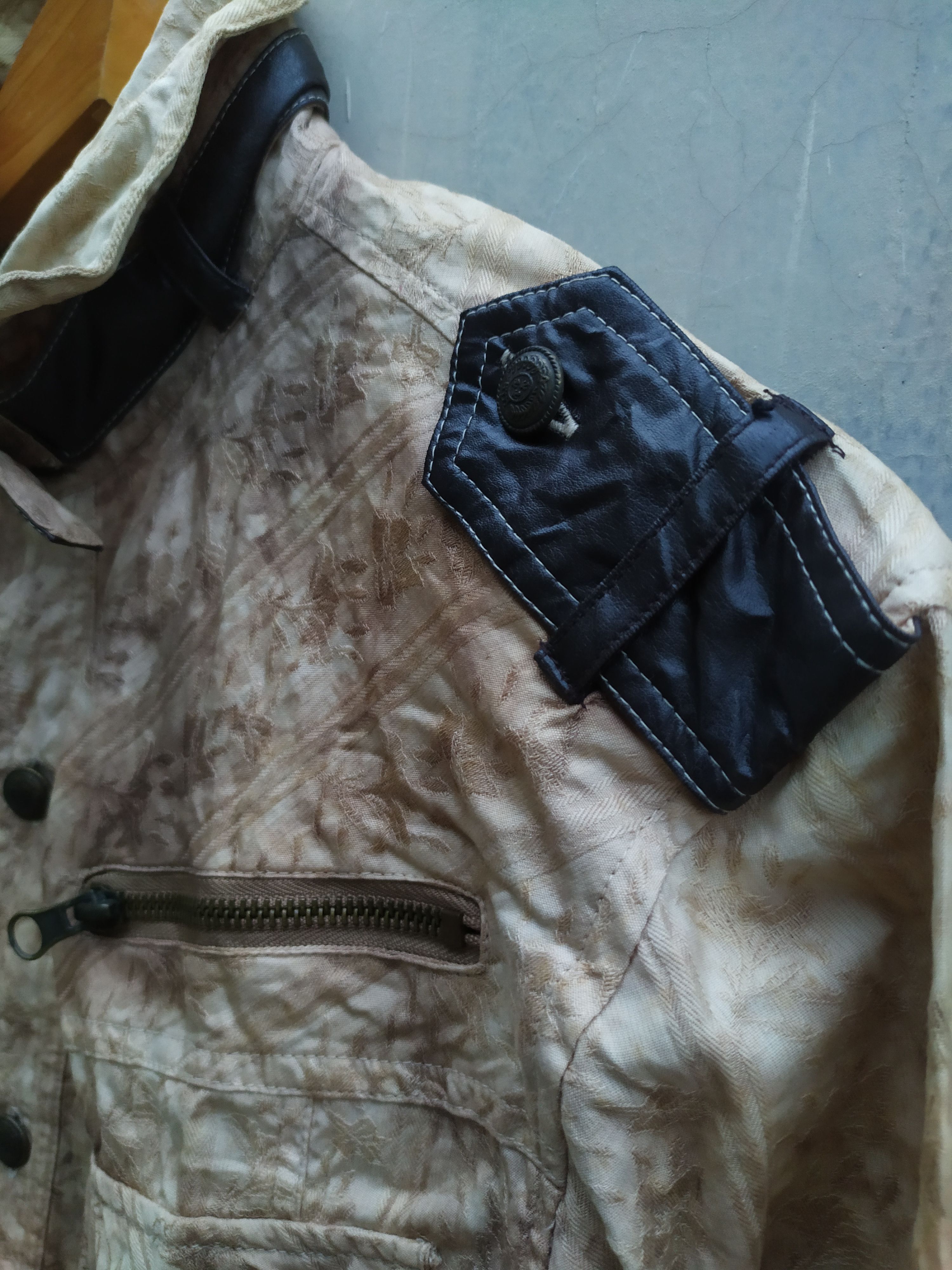 In The Attic In The Attic Homme Long Shift Size US M / EU 48-50 / 2 - 11 Thumbnail