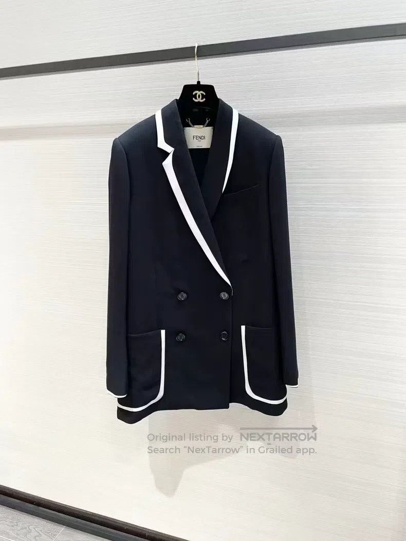 Fendi Fendi Black and white color block blazer jacket, leather a Size XS / US 0-2 / IT 36-38 - 1 Thumbnail