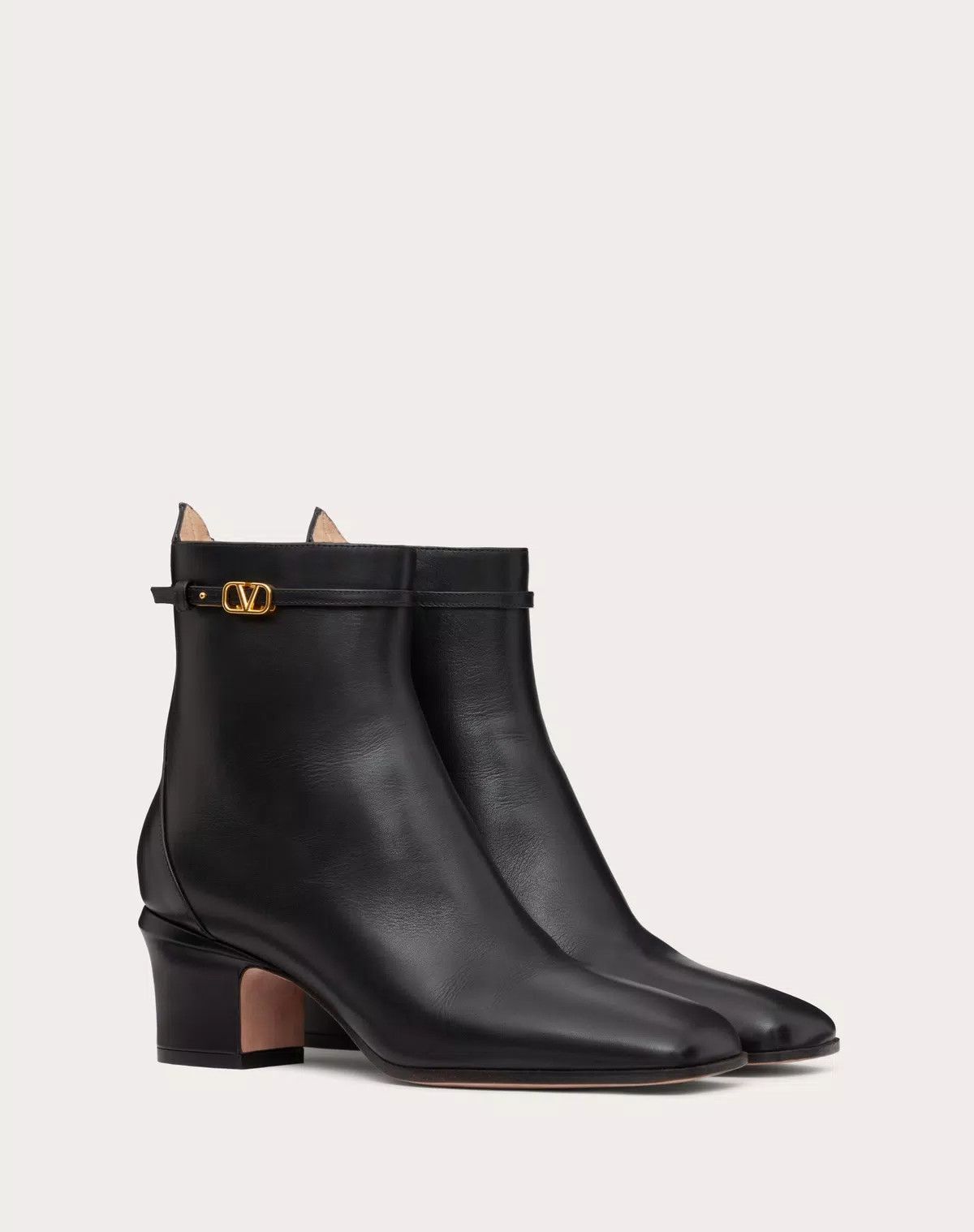 Valentino o1s1wg111125 Tan-Go Ankle Boots in Nero Size US 6.5 / IT 36.5 - 2 Thumbnail