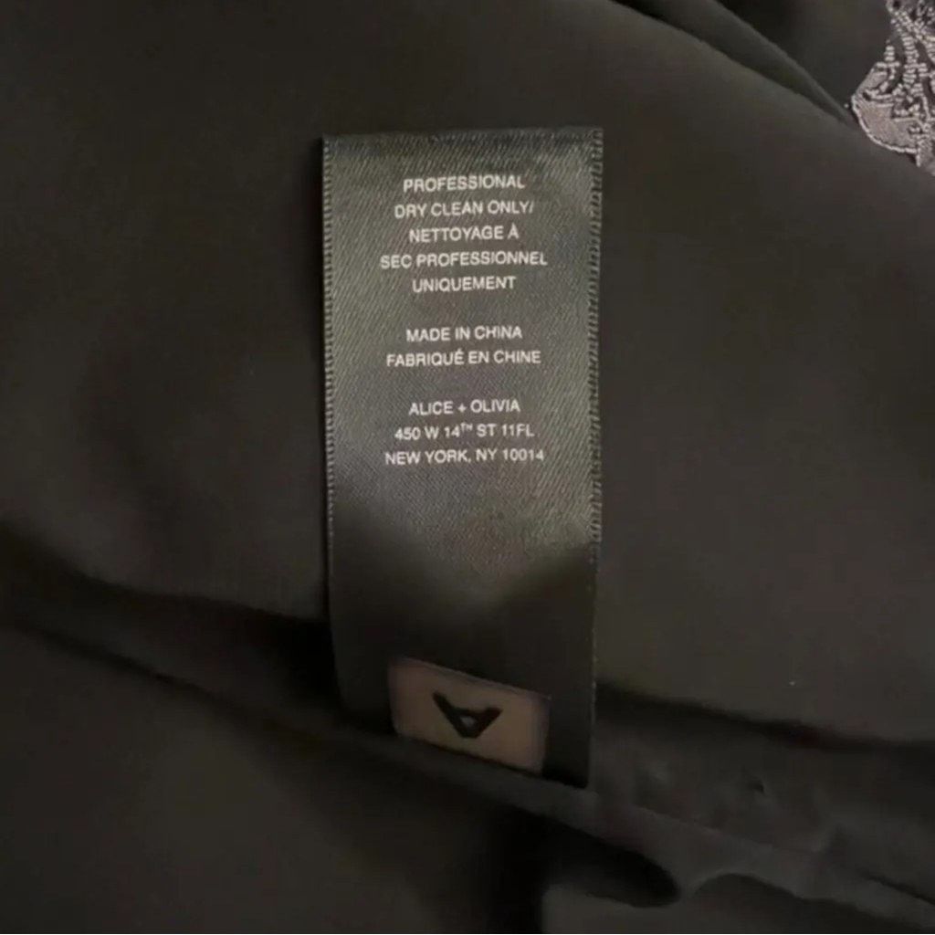 Alice + Olivia ALICE + OLIVIA Black Lace Pattern Mini Dress, US0 SRP: $500 Size XS / US 0-2 / IT 36-38 - 5 Thumbnail