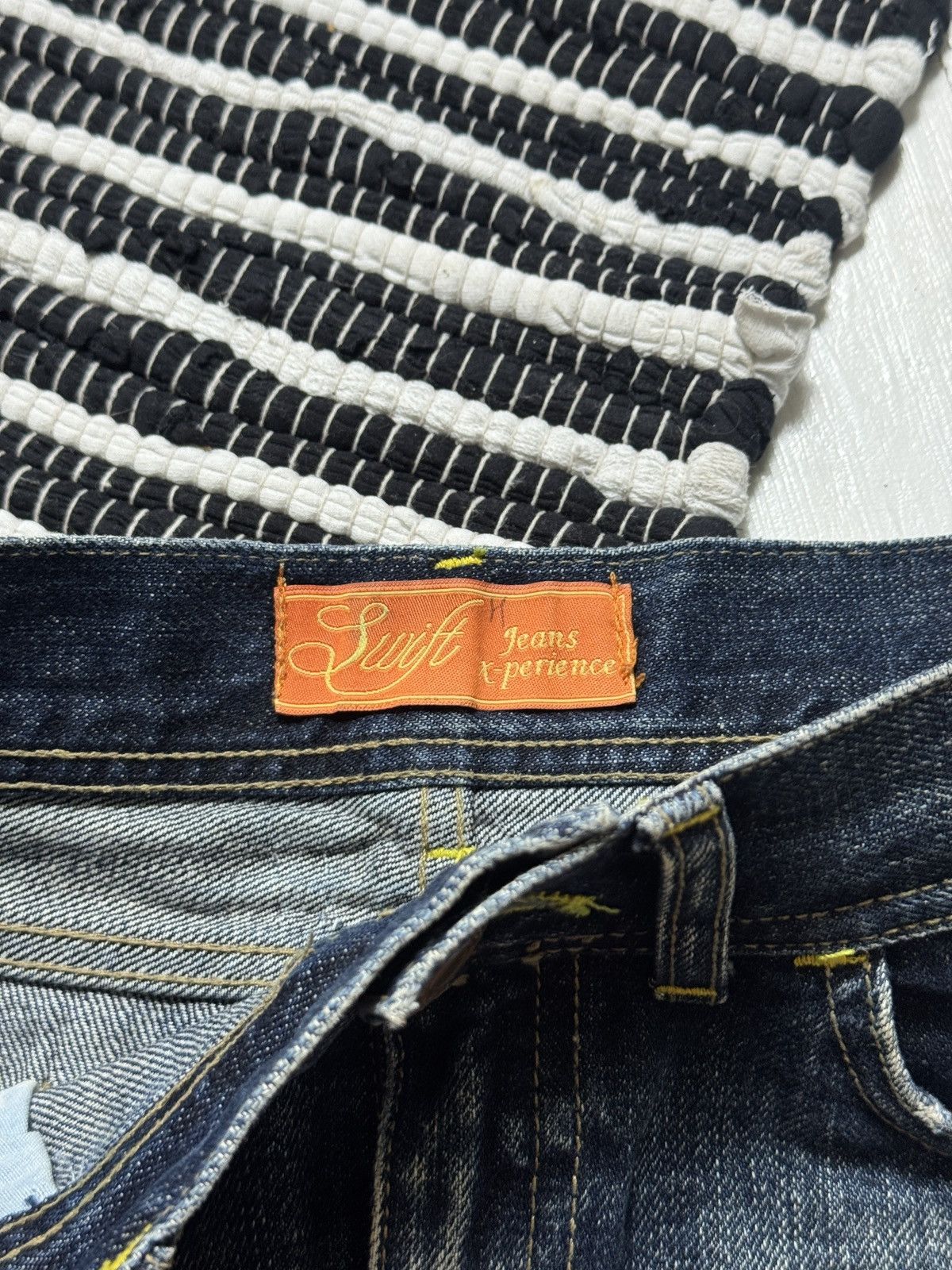Other VINTAGE WASHED 2000s MINI DENIM SKIRT Size 28" / US 6 / IT 42 - 5 Thumbnail