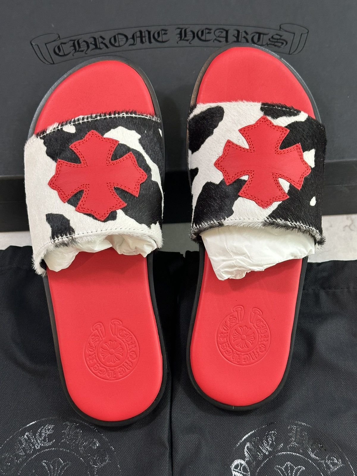 Chrome Hearts Chrome hearts red cow horsehair cross patch slippers Size US 9 / IT 39 - 1 Thumbnail