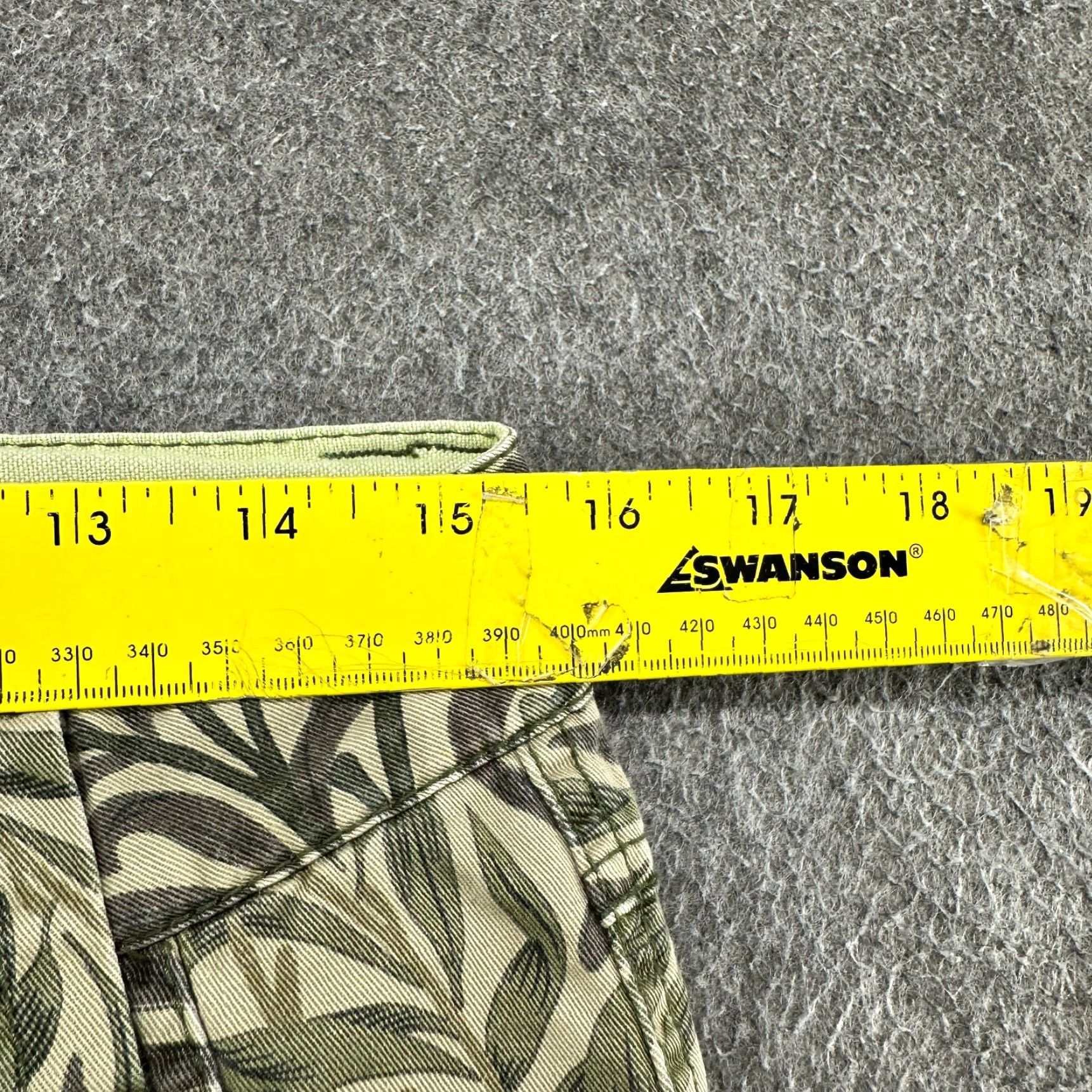 Vintage **Matchstick Mens 30x30 Green Camo Leaf Print Straight Combat Pants** User: **Matchstick Mens 30 Straight Green Camo Leaf Print Combat Pants** Size US 30 / EU 46 - 6 Thumbnail