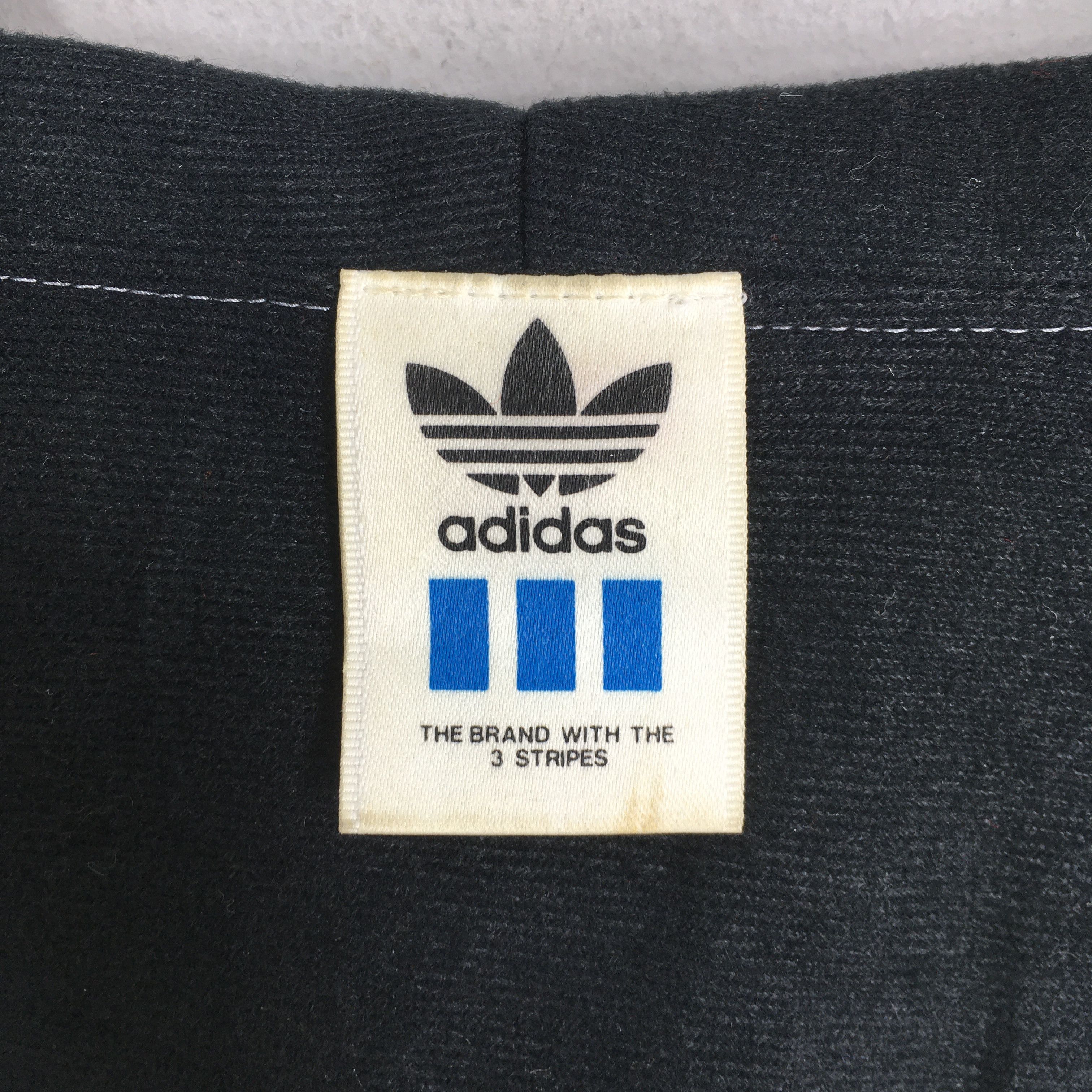Adidas Vintage Adidas Trefoil Windbreaker Jacket Hoodie Large Size US L / EU 52-54 / 3 - 7 Thumbnail