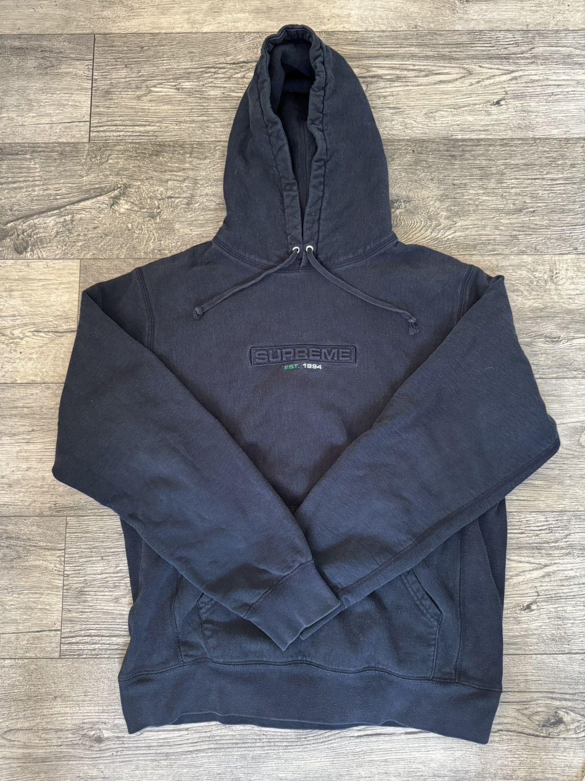 Supreme SUPREME EMBOSSED LOGO HOODIE (SS18) Size US M / EU 48-50 / 2 - 1 Thumbnail