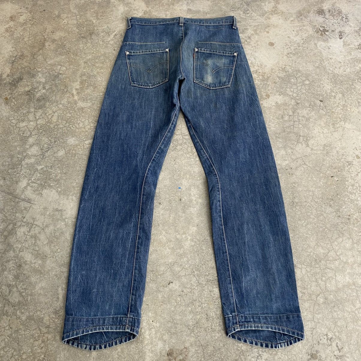 Levi's Vintage Levis Engineered Loose Denim Twisted Leg Jeans Size US 30 / EU 46 - 7 Thumbnail