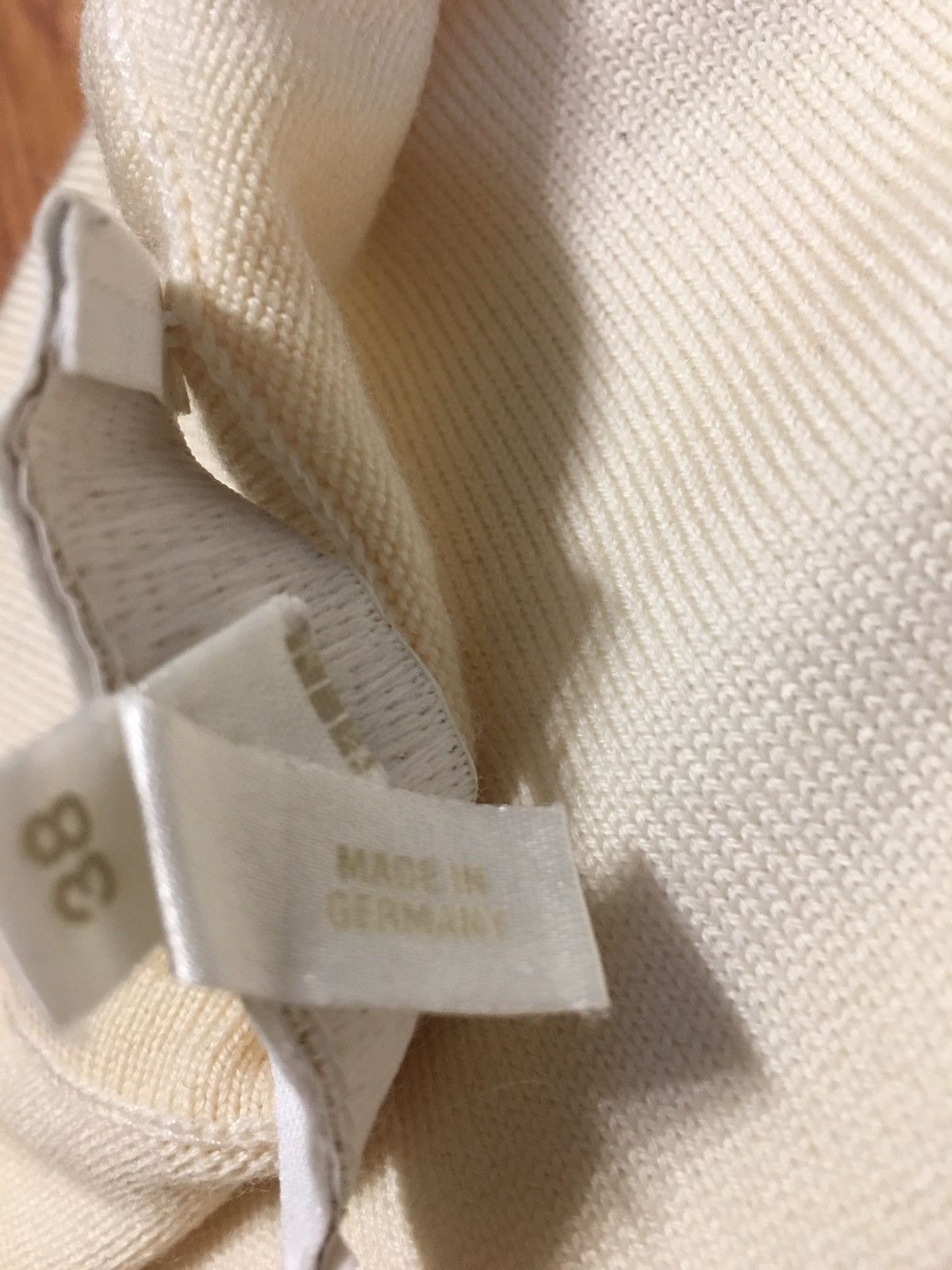 Escada ESCADA Beige Pure Wool Sleeveless Knit Top Size EU 38 Size S / US 4 / IT 40 - 10 Thumbnail