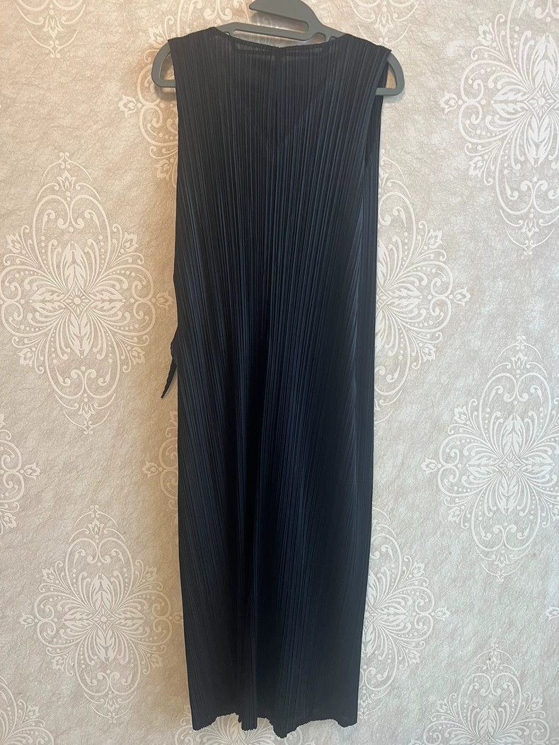 Issey Miyake Issey Miyake size:3 Black pleated dress Size S / US 4 / IT 40 - 2 Thumbnail