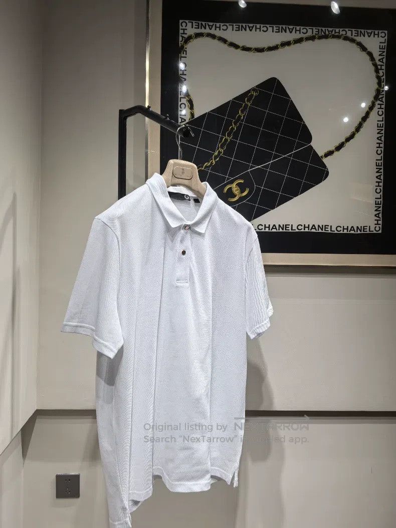 Givenchy Givenchy New Classic Gold Button Mens Short Sleeve Polo Size US L / EU 52-54 / 3 - 2 Thumbnail