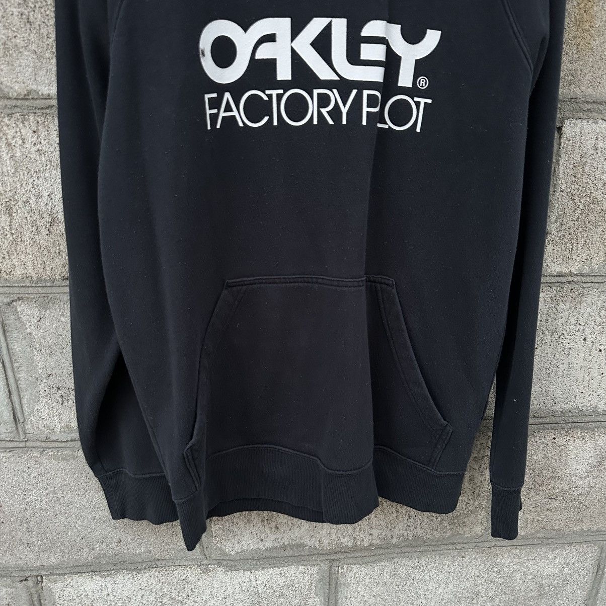 Oakley Vintage Oakley Hoodie Big Logo Outdoor Live Y2K 00s USA Size US M / EU 48-50 / 2 - 3 Thumbnail
