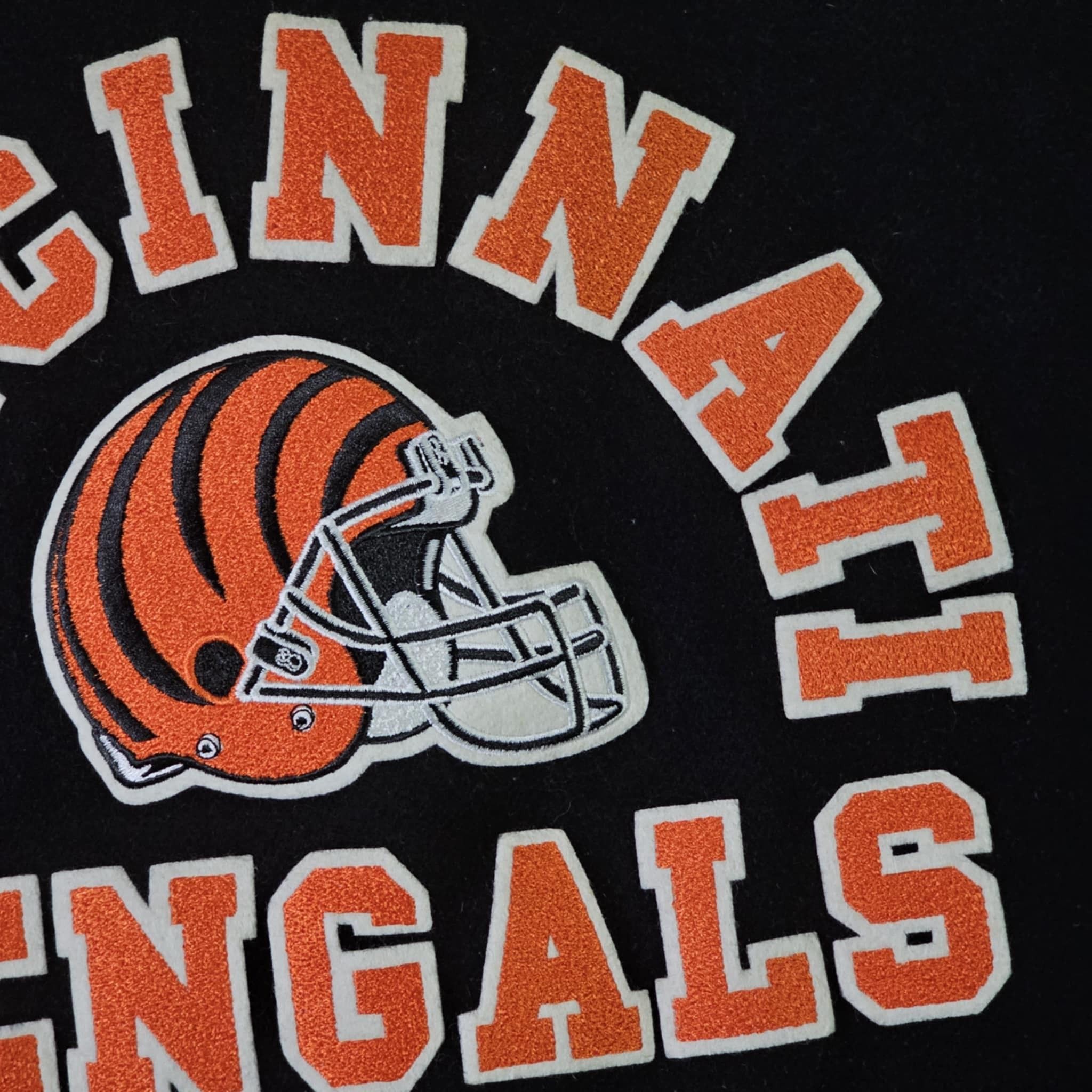 Chalk Line × NFL × Vintage Cincinnati Bengals Vintage 80s Chalk Line Bomber Jacket Size US XXL / EU 58 / 5 - 9 Thumbnail