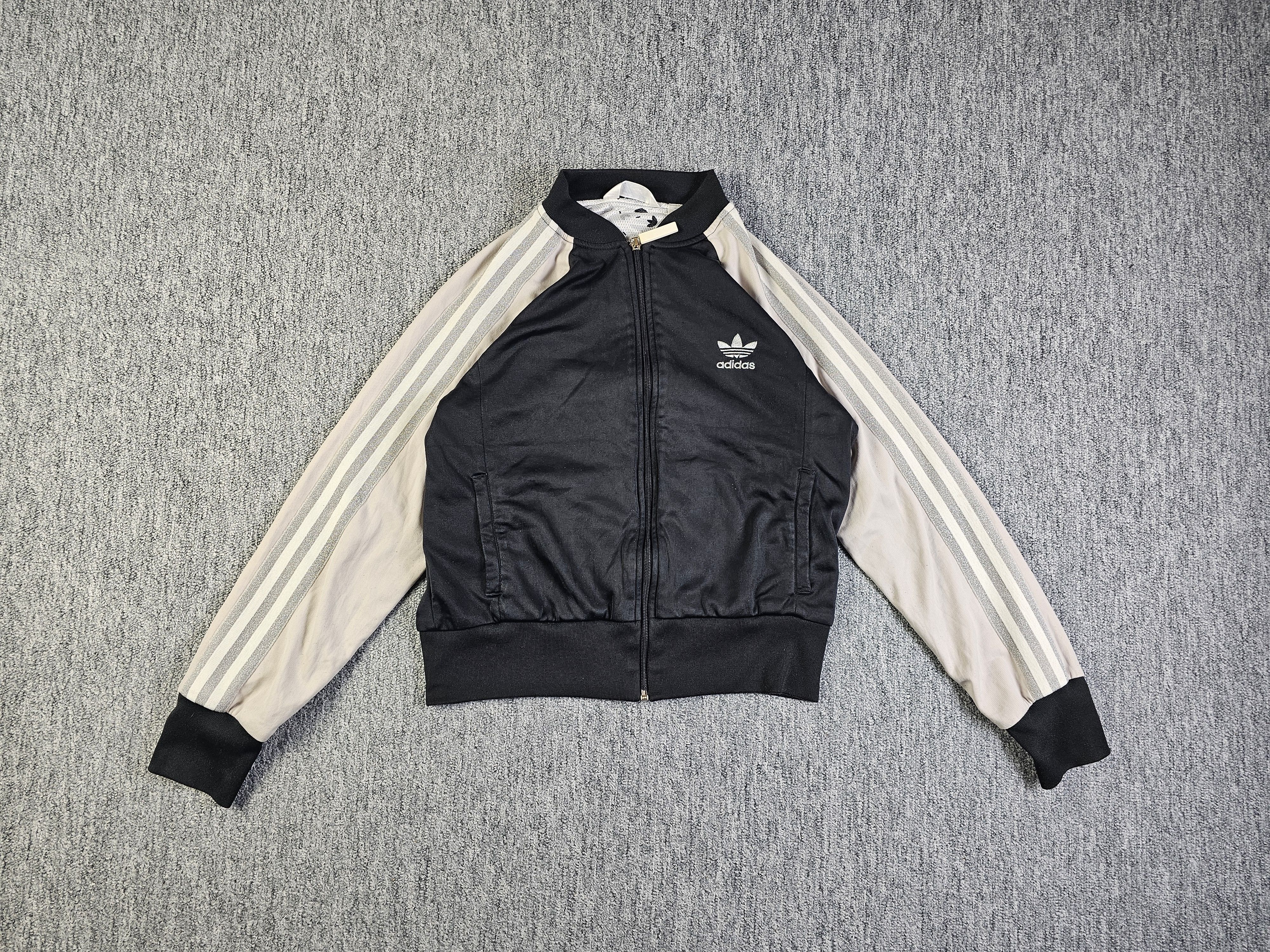 Adidas Vintage Adidas Y2K Shiny Crop Track Jacket Trefoil 3 Stripe Size M / US 6-8 / IT 42-44 - 4 Thumbnail