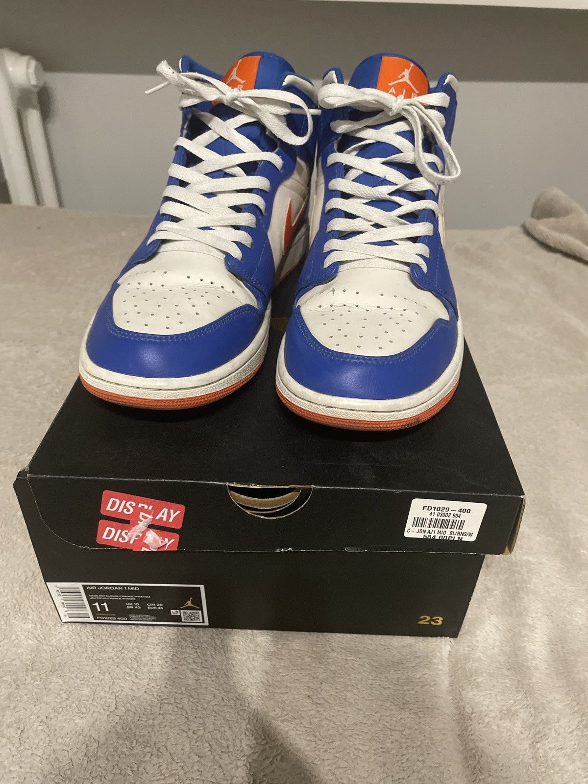 Jordan Brand Air Jordan 1 Mid "Knicks" Size US 12 / EU 45 - 1 Thumbnail