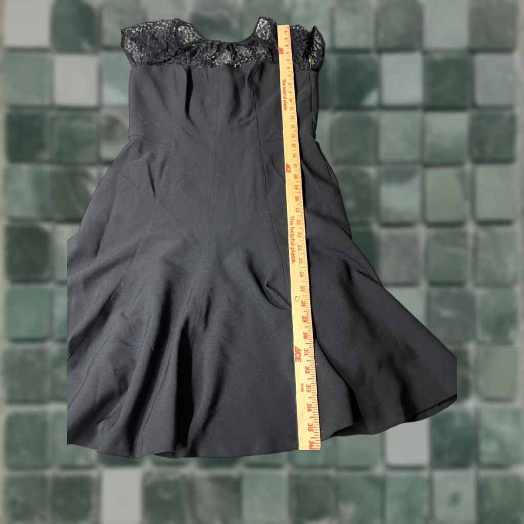 MAGGY LONDON VINTAGE Maggy London Blouse Top Womens Size 8 Black Sleeveless Shirt Womens 8 Black Sleeveless Blouse Size M / US 6-8 / IT 42-44 - 1 Thumbnail
