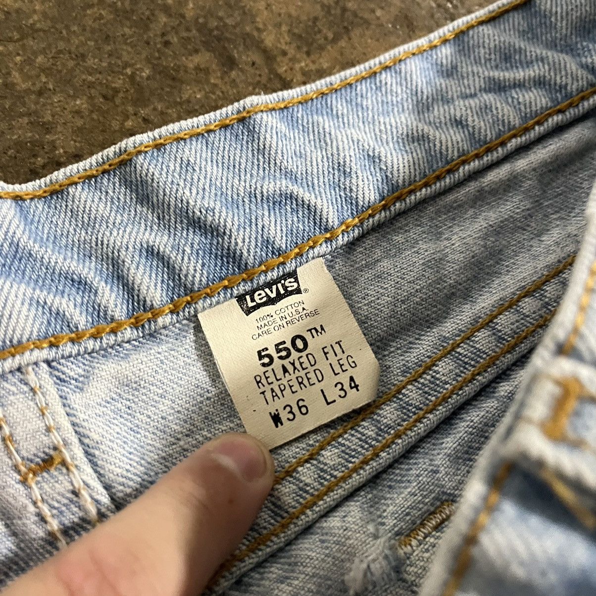 Levi's × Vintage Crazy Vintage 90s Levi's 550 Faded Light Wash Skater Jeans Size US 36 / EU 52 - 8 Thumbnail