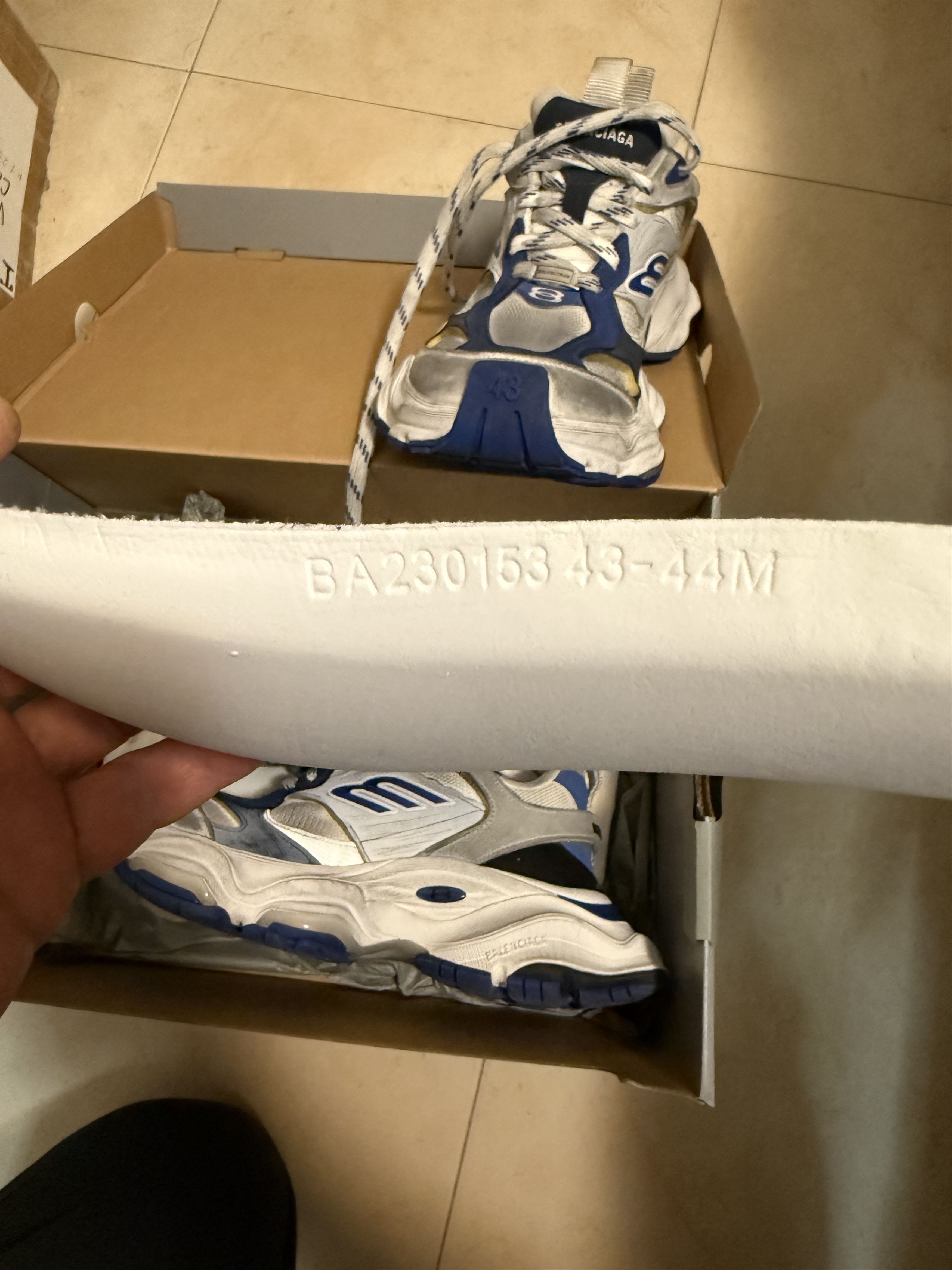 Balenciaga Balenciaga Cargo Sneakers gray and blue Size US 10.5 / EU 43-44 - 14 Thumbnail