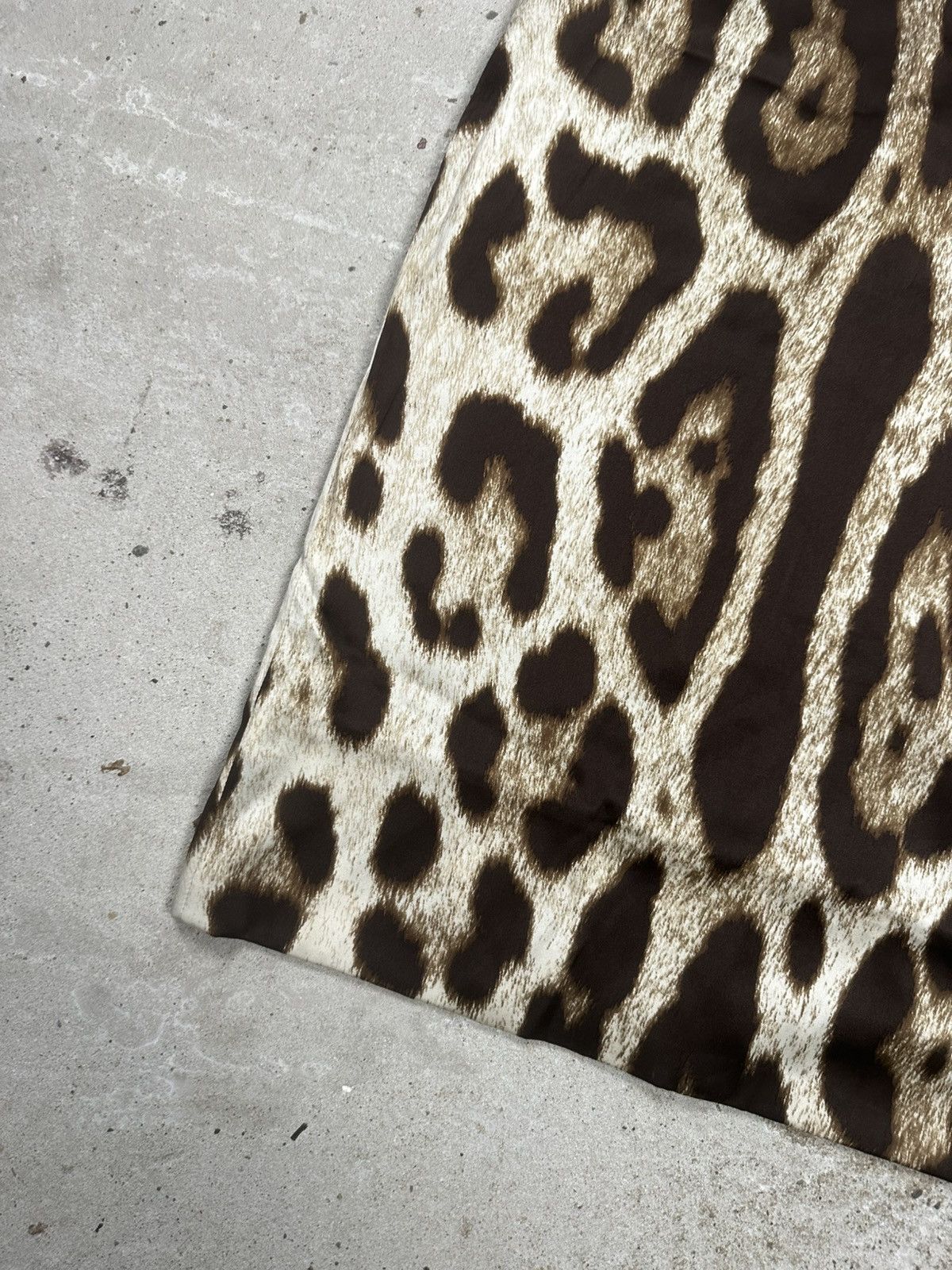 Dolce & Gabbana Dolce & Gabbana Silk Midi Leopard Print Dress Size M / US 6-8 / IT 42-44 - 3 Thumbnail
