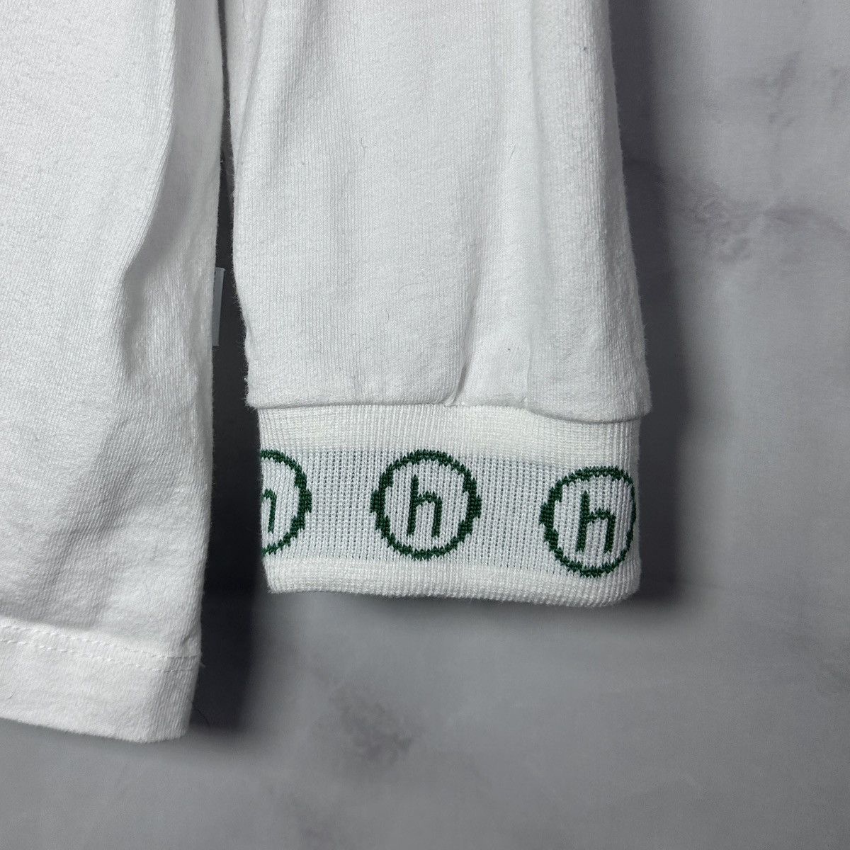 HIDDEN Hidden NY White Sleeve Logo L/S Size US XL / EU 56 / 4 - 2 Thumbnail