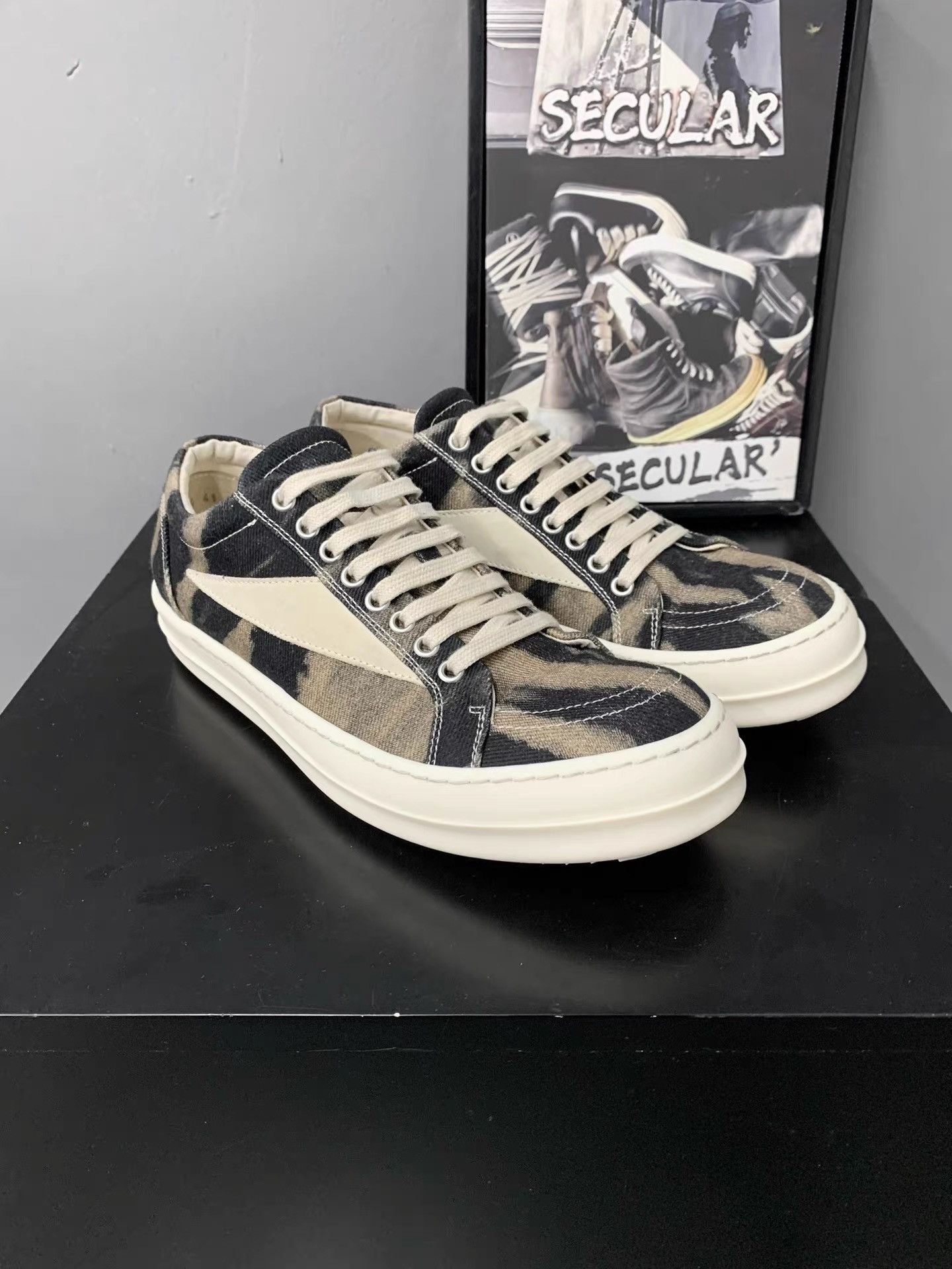Rick Owens Rick Owens 24FW Flame Low Top Canvas Sneakers K34 Size US 8 / EU 41 - 2 Thumbnail