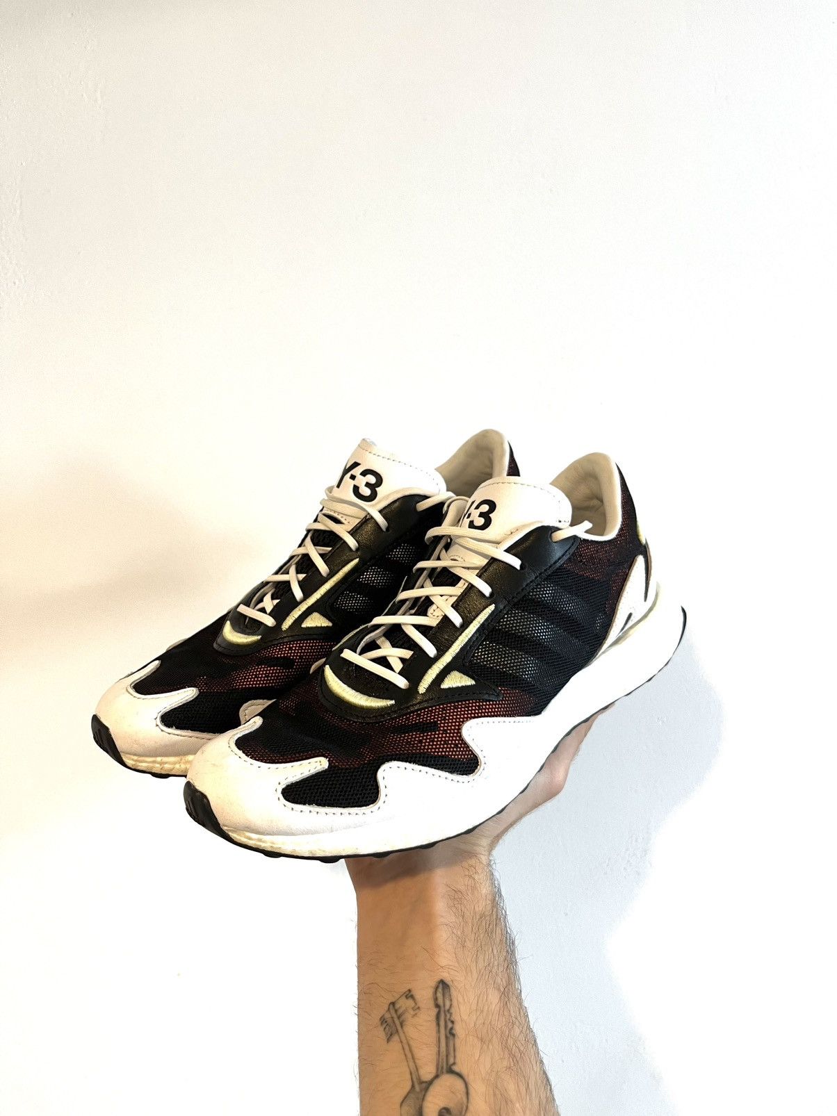 Yohji Yamamoto Adidas X Yohji Yamamoto Trainers Rhisu Run Streetwear Size US 7 / EU 40 - 1 Thumbnail