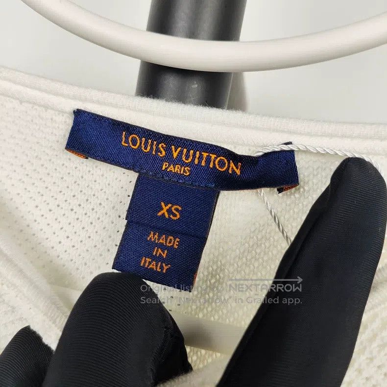 Louis Vuitton Louis Vuitton Half-length long-sleeved dress Size XS / US 0-2 / IT 36-38 - 4 Thumbnail