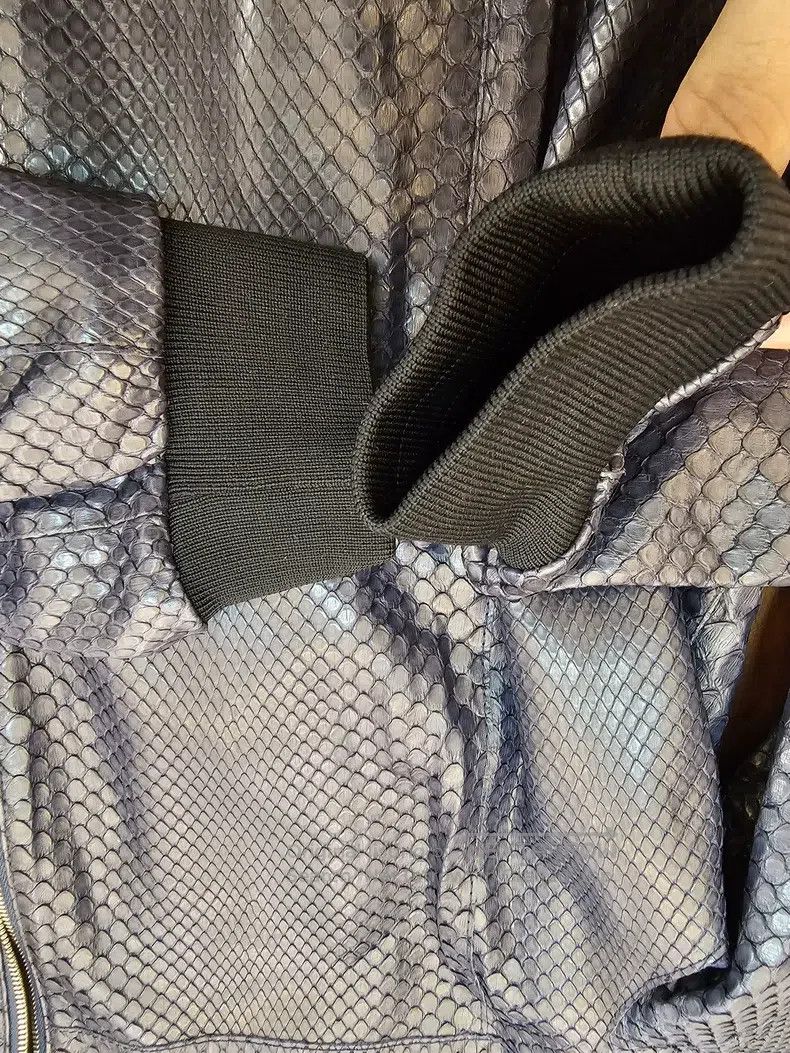 Valentino Valentino Python skin coat Size US L / EU 52-54 / 3 - 8 Thumbnail