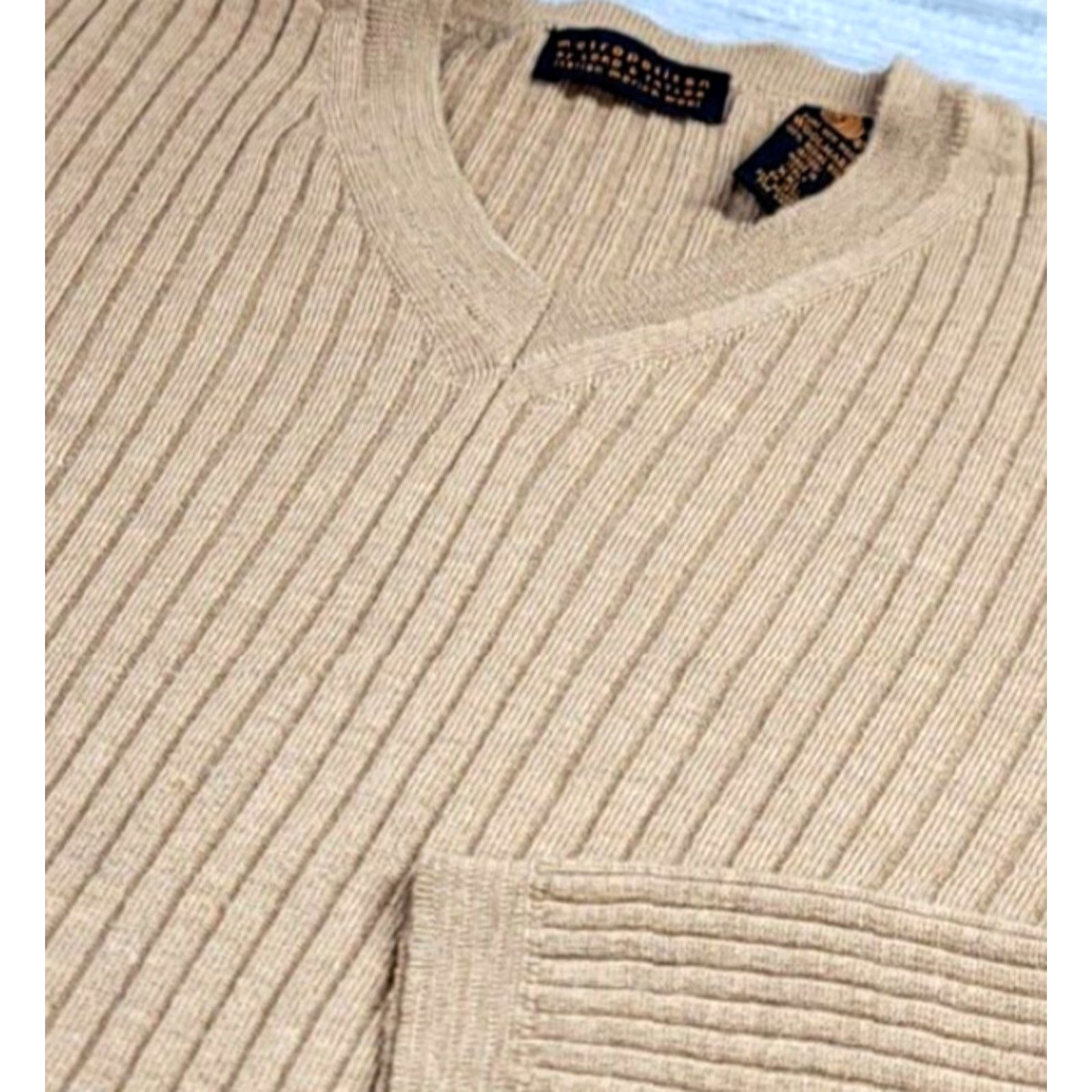 Vintage Metropolitan Sweater Men 2XL Beige Wool V-Neck Ribbed Knit Pullover Classic Italy Size US XXL / EU 58 / 5 - 4 Thumbnail
