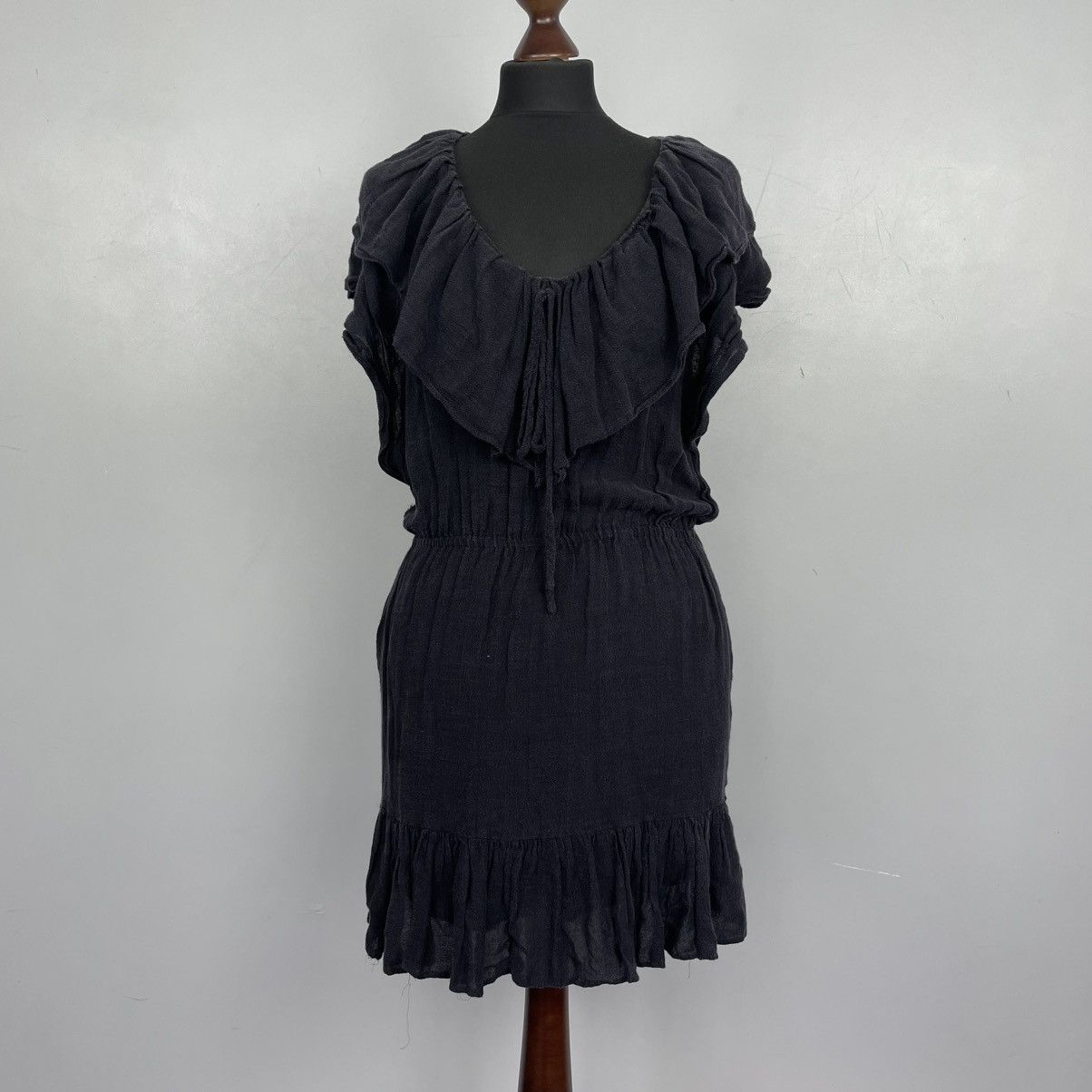 Sandro Sandro Mid-length Dress Style Avangarde Size XS / US 0-2 / IT 36-38 - 1 Thumbnail