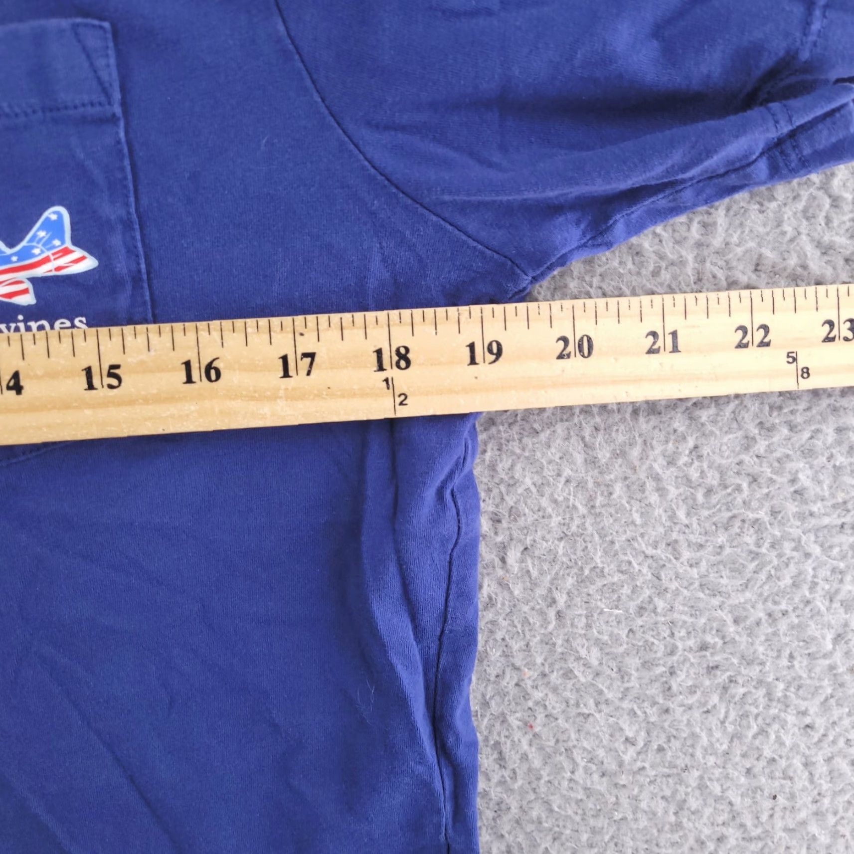 Vineyard Vines Vineyard Vines Shirt Mens XS Blue Short Sleeve USA July 4 Fishing Crew Neck T-Shirt Short Sleeve Solid Vintage: No (But avoid extra words). Size US XS / EU 42 / 0 - 7 Thumbnail