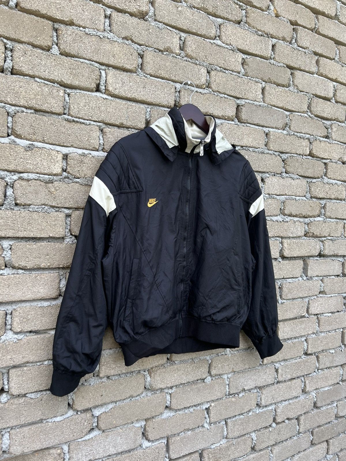 Nike Nike Windbreaker with Hooded Size US L / EU 52-54 / 3 - 3 Thumbnail
