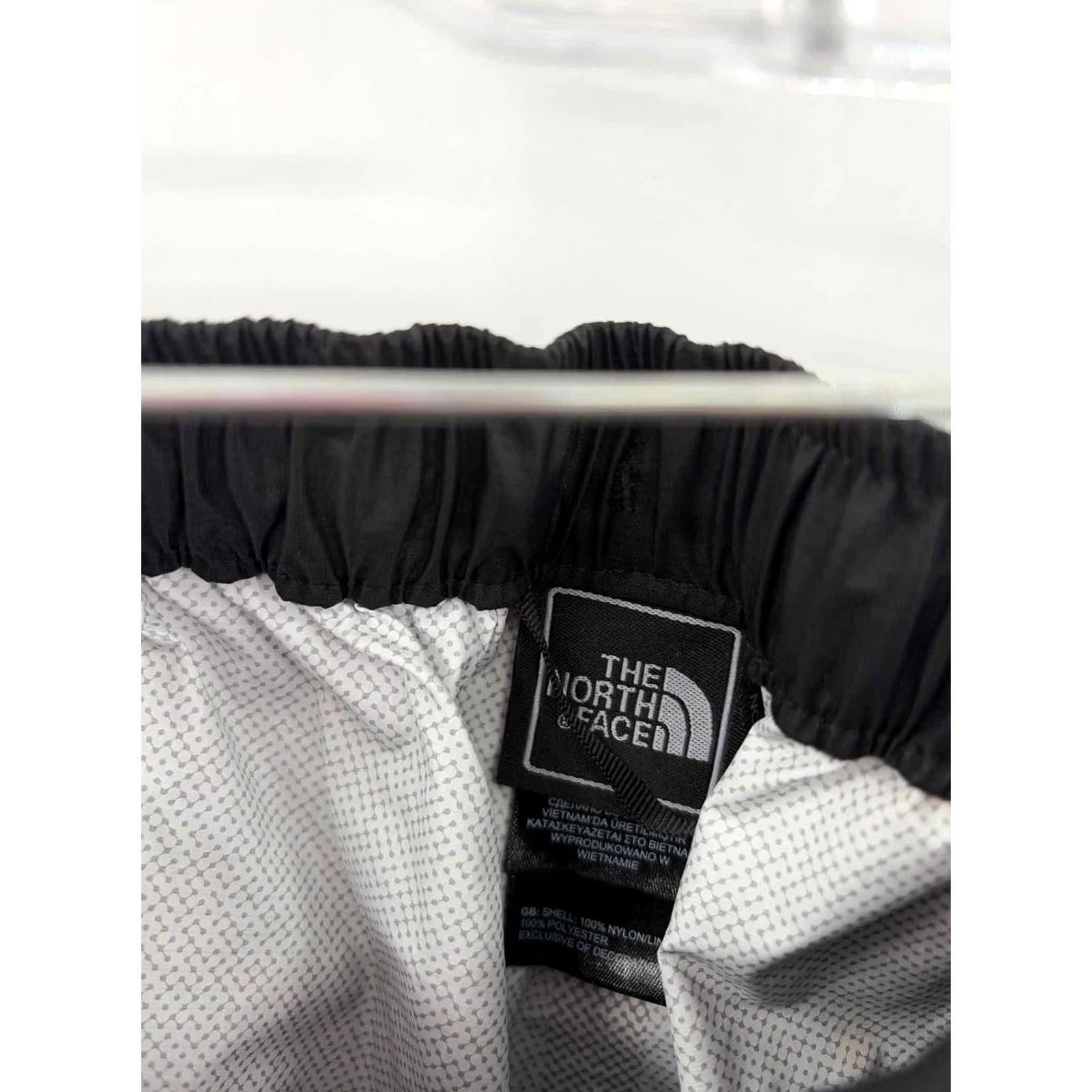 The North Face The North Face Pull On Pants Black Medium The North Face Black Medium Pull On Pants Size 32" / US 10 / IT 46 - 3 Thumbnail