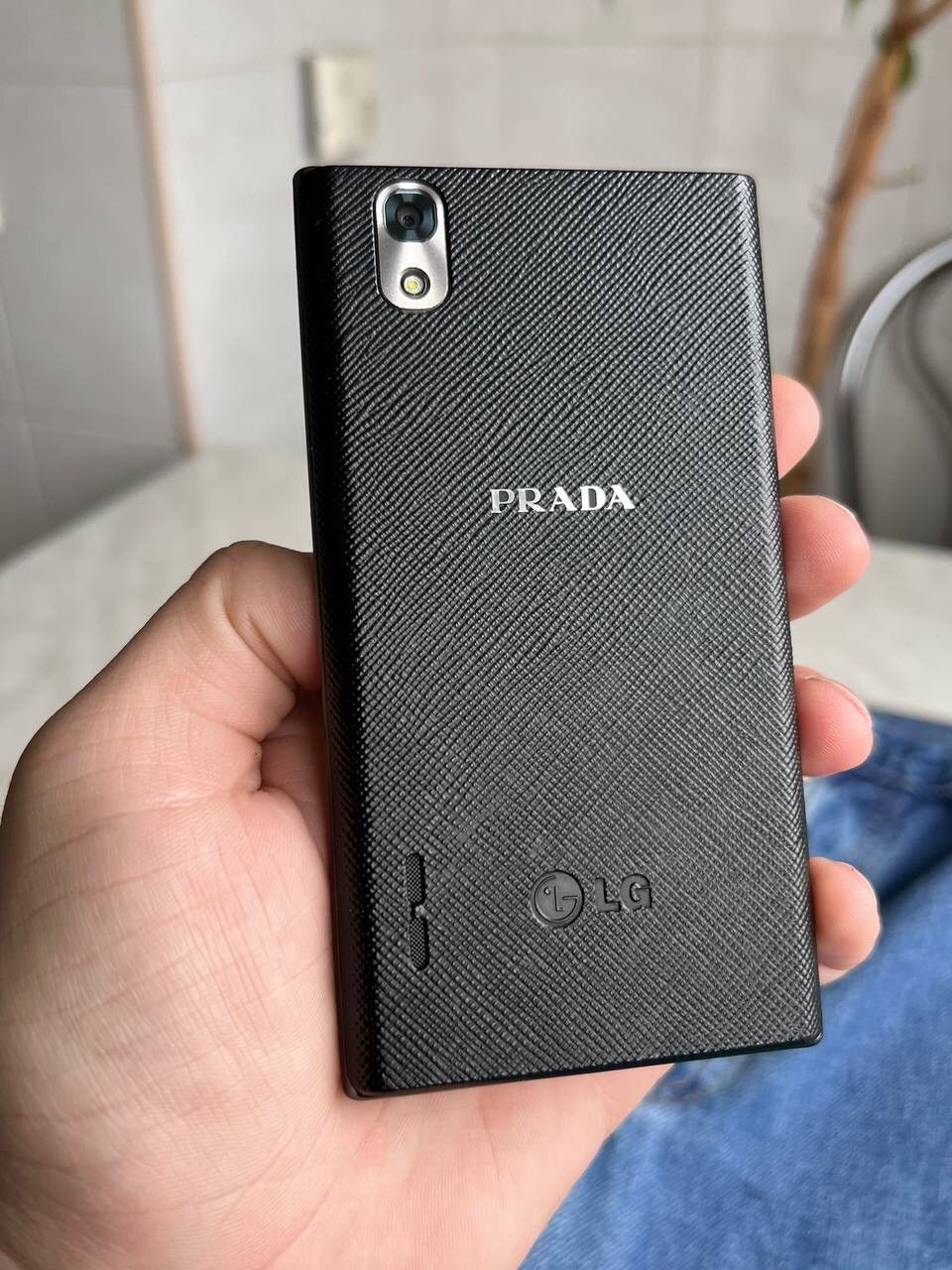 Prada Prada Smart Phone LG P940 Black Luxury vintage WORKING 2011 Size ONE SIZE - 1 Thumbnail