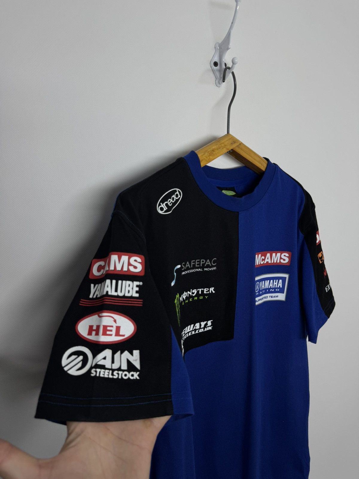 Yamaha Vintage Y2k Yamaha Mcams British Superbikes Team T Shirt Size US S / EU 44-46 / 1 - 5 Thumbnail