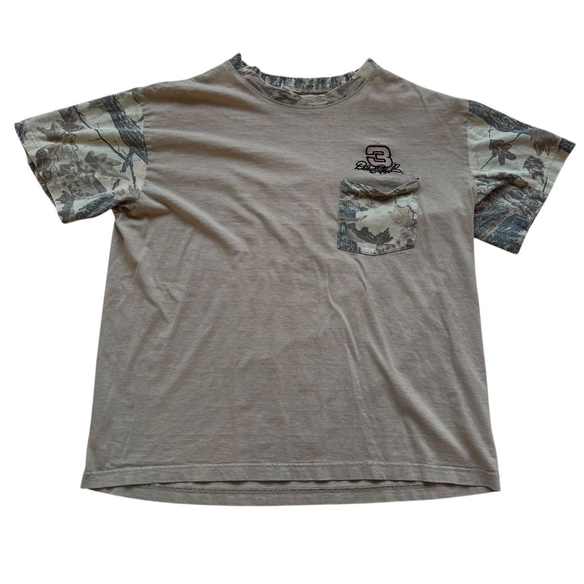 NASCAR vintage Dale Earnhardt real tree camo nascar pocket tee Size US L / EU 52-54 / 3 - 1 Thumbnail