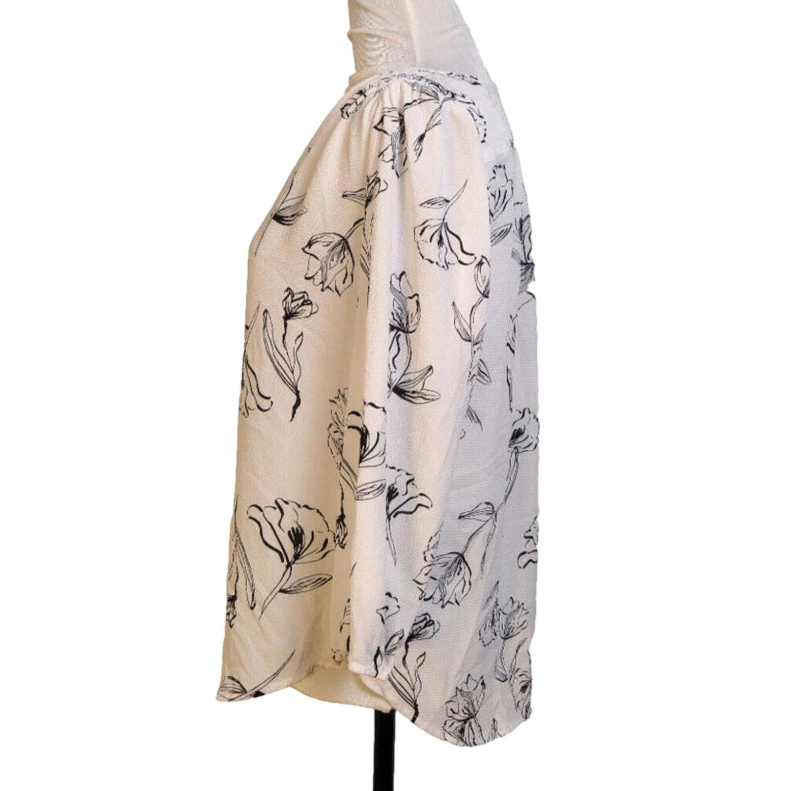 Other Fun2Fun Size Small Floral Blouse White 3/4 Sleeve Top Size S / US 4 / IT 40 - 4 Thumbnail