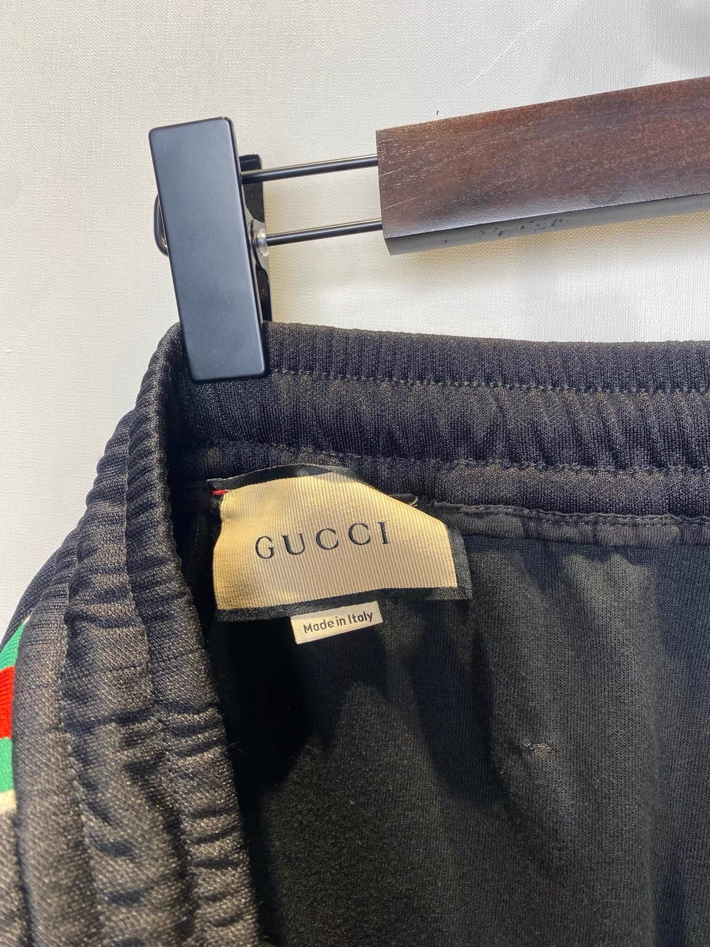 Gucci Gucci Casual Shorts With Red-Green Stripe K36 Size US 42 / EU 58 - 3 Thumbnail